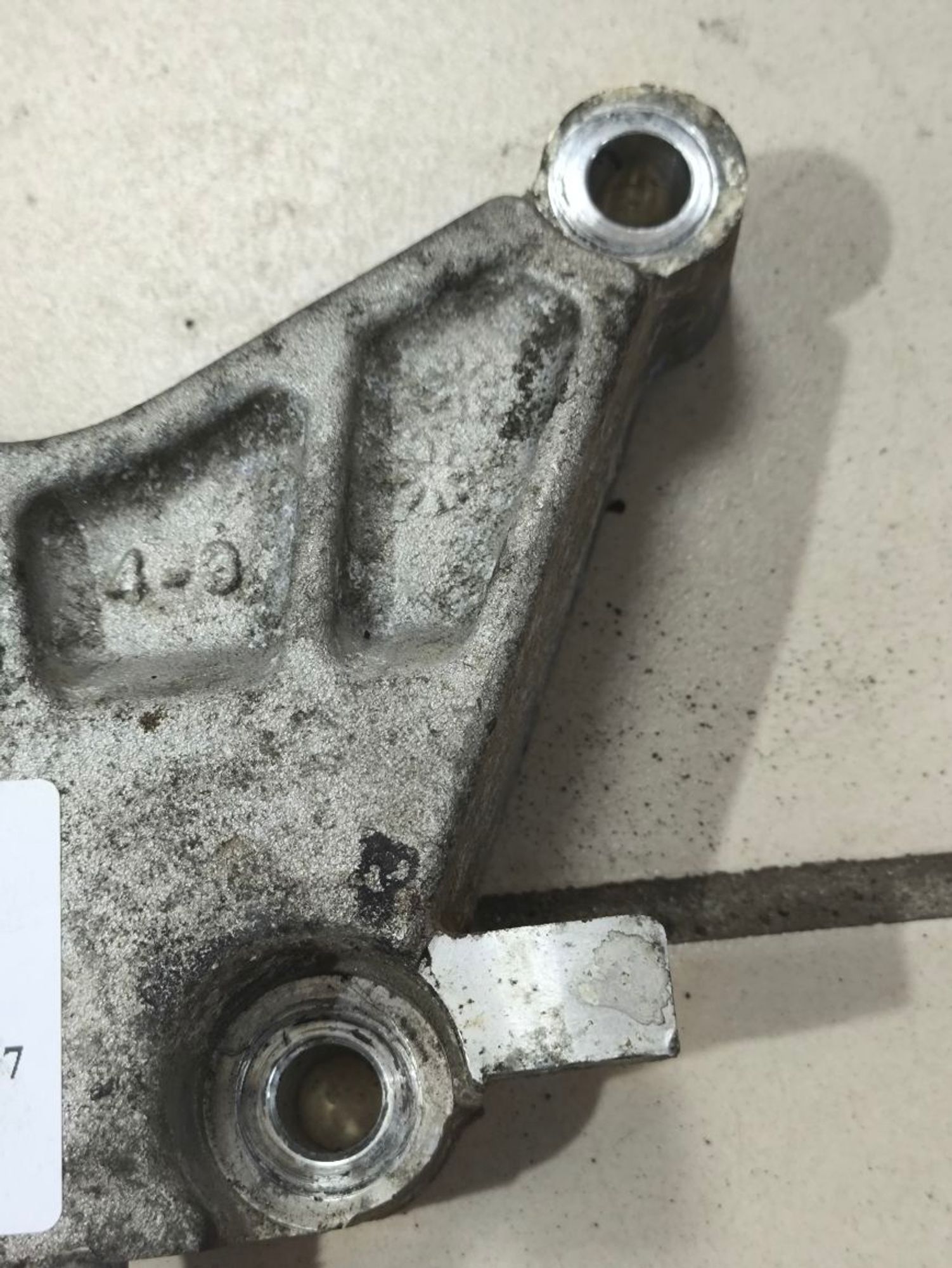 https://ycs.partsauto.market/partsauto-images/thmbs/userImages/a2d258a61cc08549ac0329b7373022c0/part/d8fb5fa8-3e85-41e7-a1f3-65c46d9f83c4_1782372368458.jpg