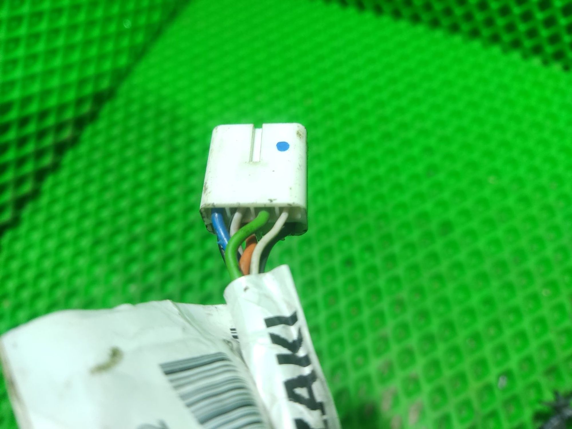 https://ycs.partsauto.market/partsauto-images/thmbs/userImages/a2d258a61cc08549ac0329b7373022c0/part/dac2af98-ffa0-49fb-a465-c8f3198e6601_1771425626265.jpg