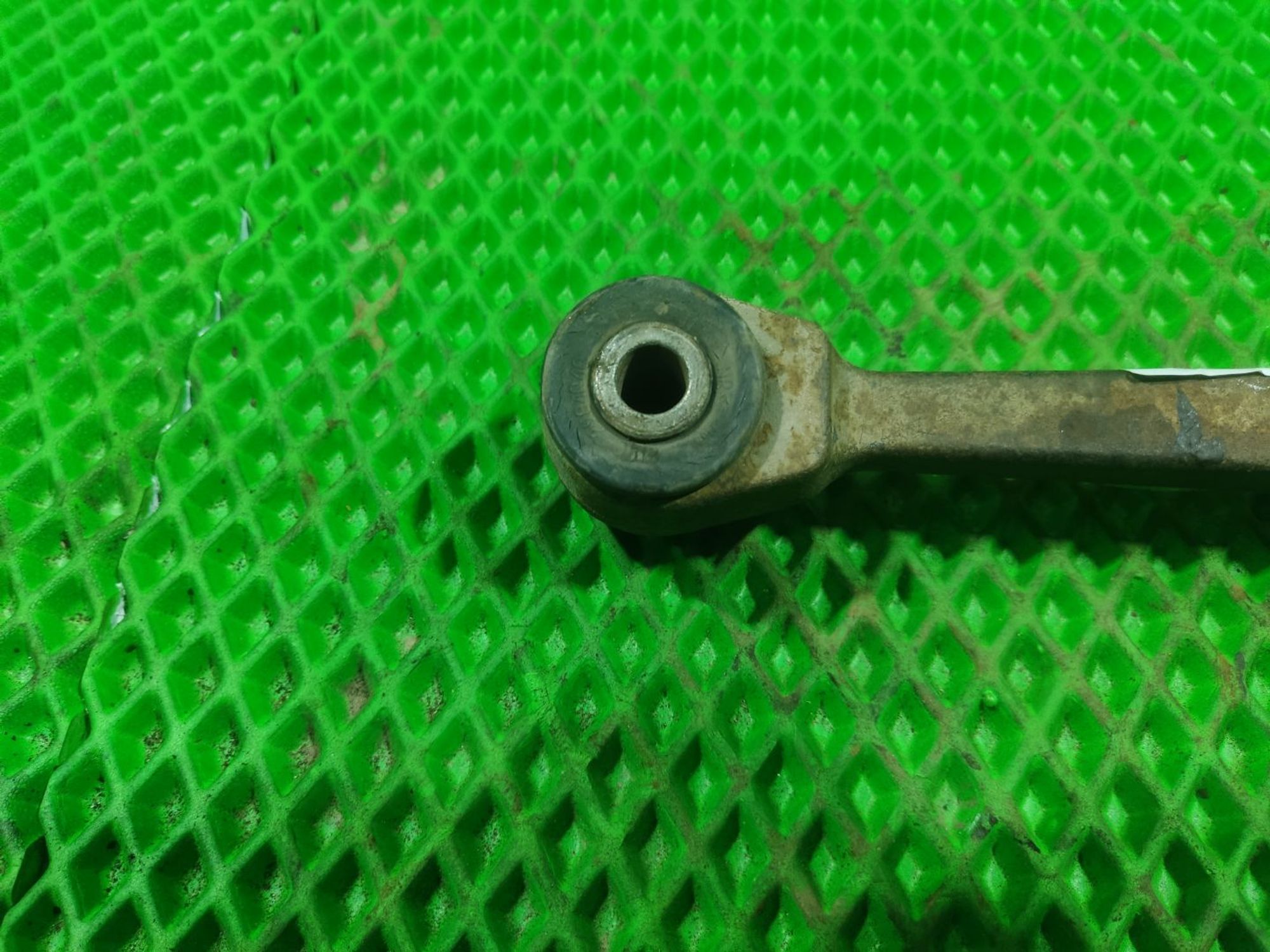 Рычаг подвески левый Lada Granta Liftback, 700 рублей, Тамбов