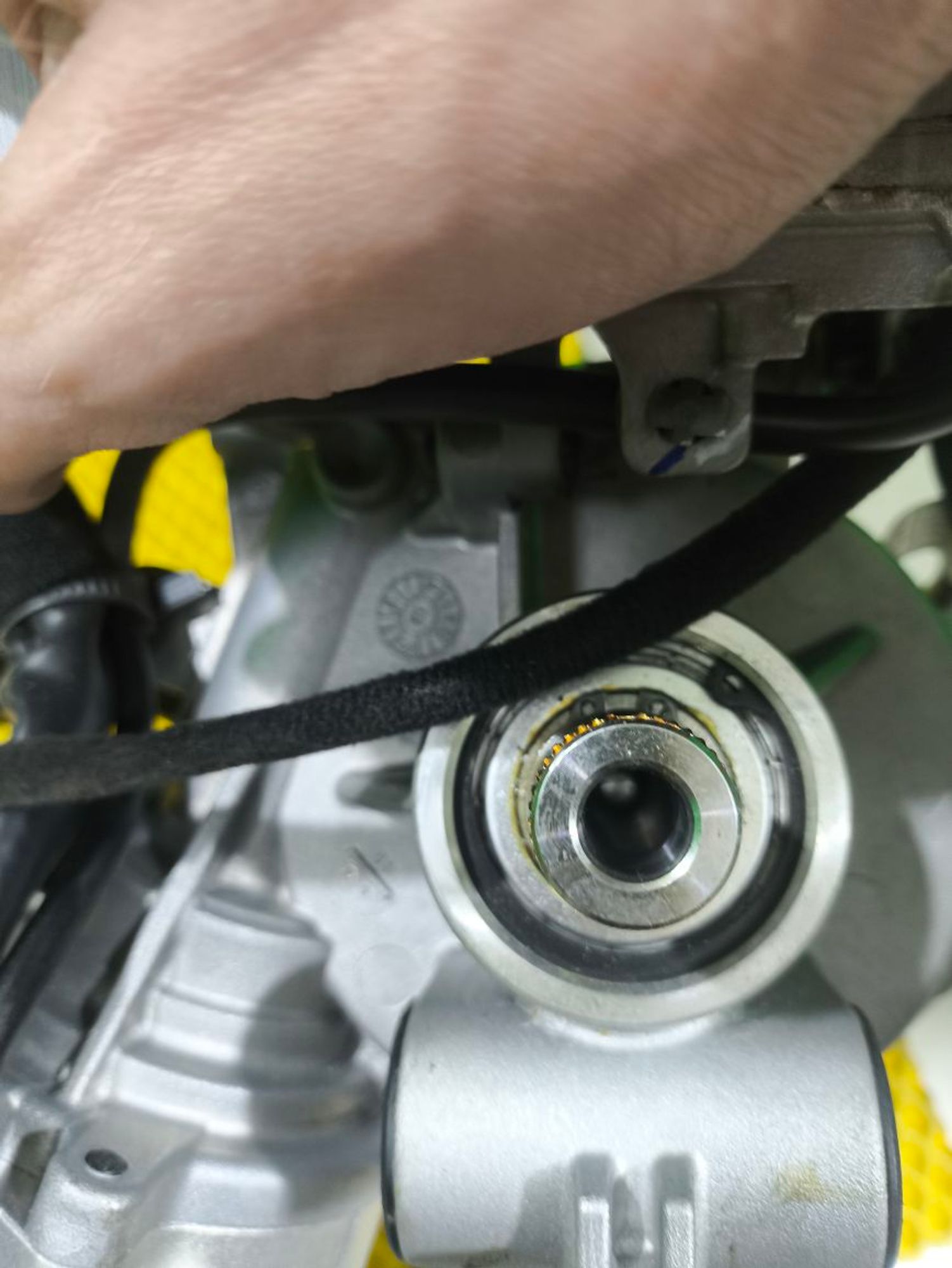 https://ycs.partsauto.market/partsauto-images/thmbs/userImages/a2d258a61cc08549ac0329b7373022c0/part/db39b63c-442e-4c1d-b6ad-d363854dd3c1_1779866369788.jpg