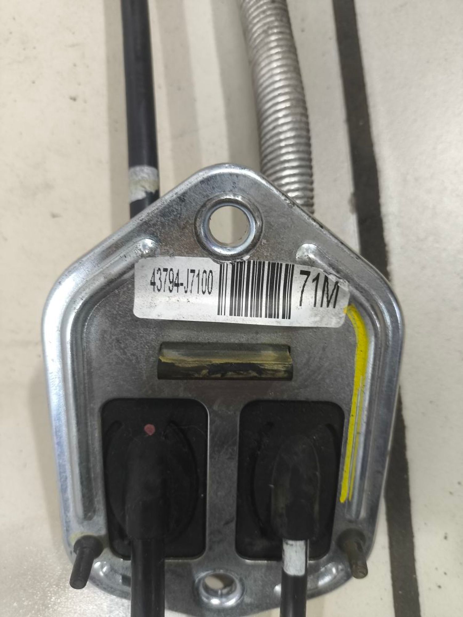 https://ycs.partsauto.market/partsauto-images/thmbs/userImages/a2d258a61cc08549ac0329b7373022c0/part/db478cfa-6e30-46f2-a5bd-27456f3ac6a7_1780484820835.jpg