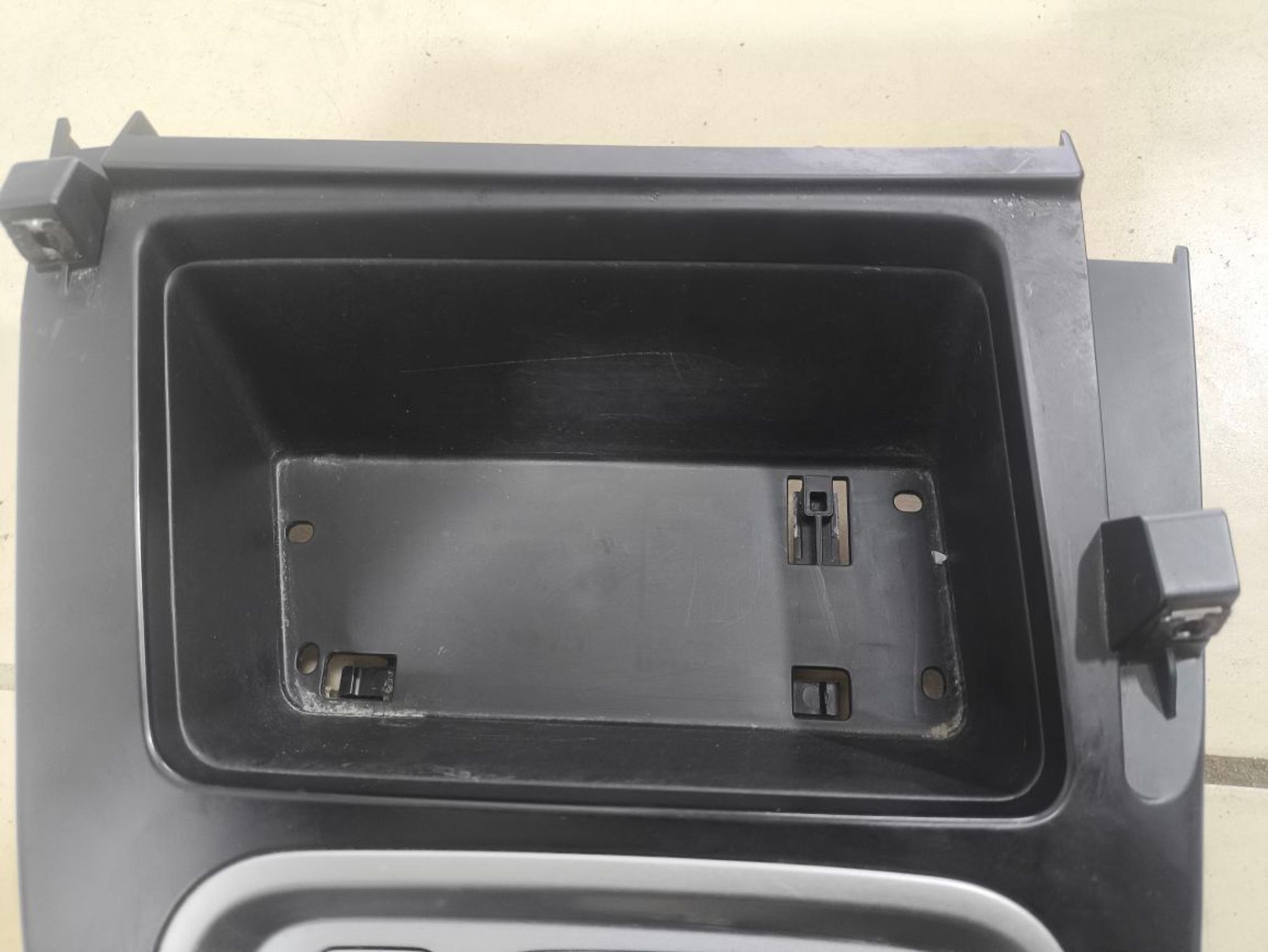 https://ycs.partsauto.market/partsauto-images/thmbs/userImages/a2d258a61cc08549ac0329b7373022c0/part/dbe903da-1258-45d9-8d69-18c8a18fd05c_1780486660507.jpg
