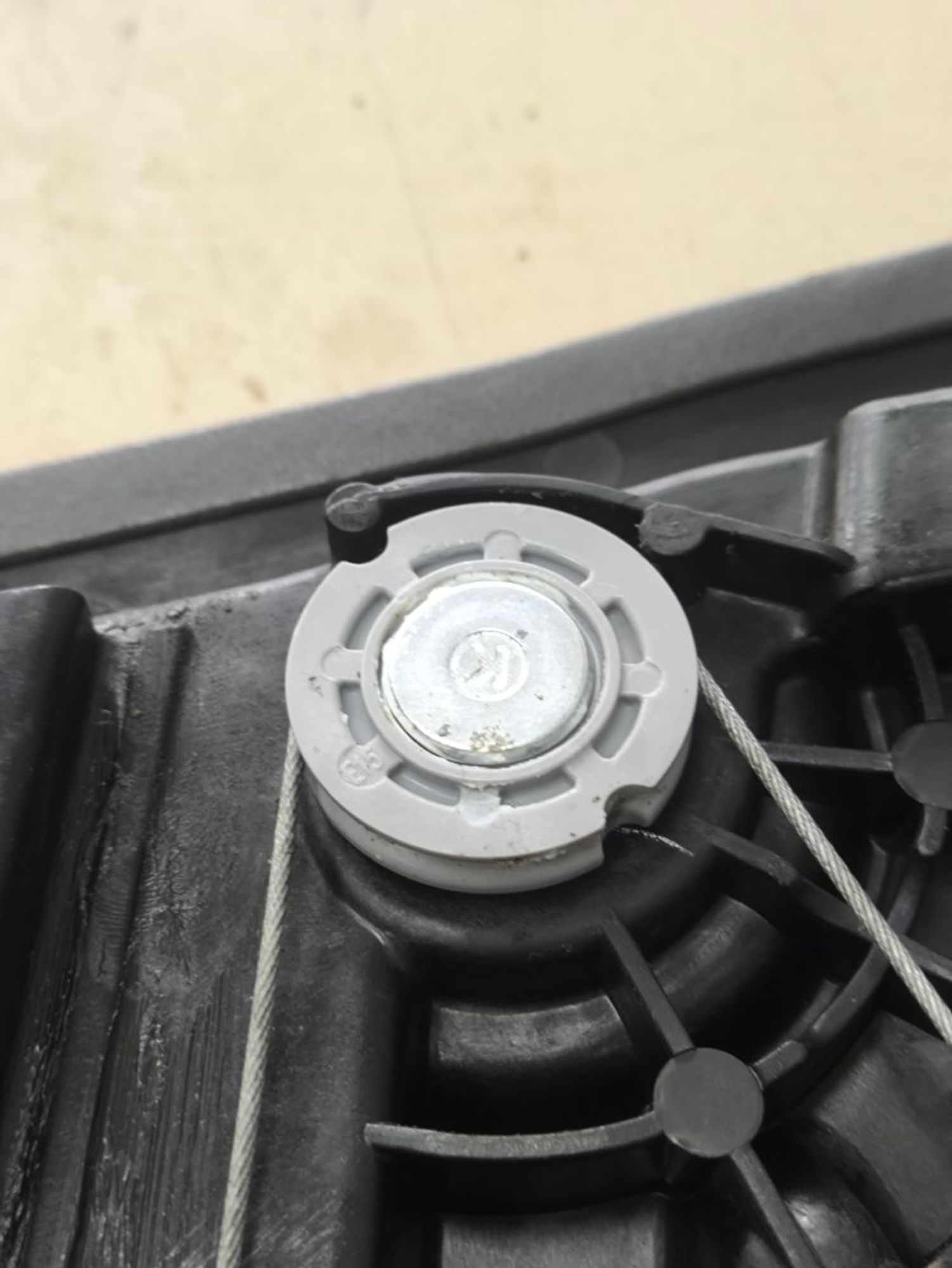 https://ycs.partsauto.market/partsauto-images/thmbs/userImages/a2d258a61cc08549ac0329b7373022c0/part/debbcc8e-e868-4bfb-b4a8-70986fd5deab_1784902716229.jpg
