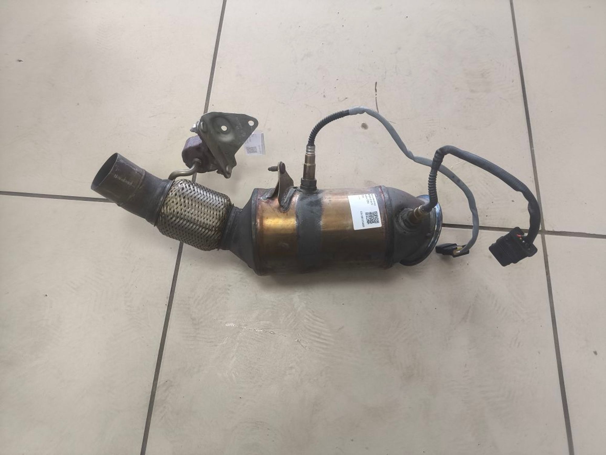 https://ycs.partsauto.market/partsauto-images/thmbs/userImages/a2d258a61cc08549ac0329b7373022c0/part/df6ea923-6162-4791-a2d9-14ce9b9244ca_1786014683947.jpg