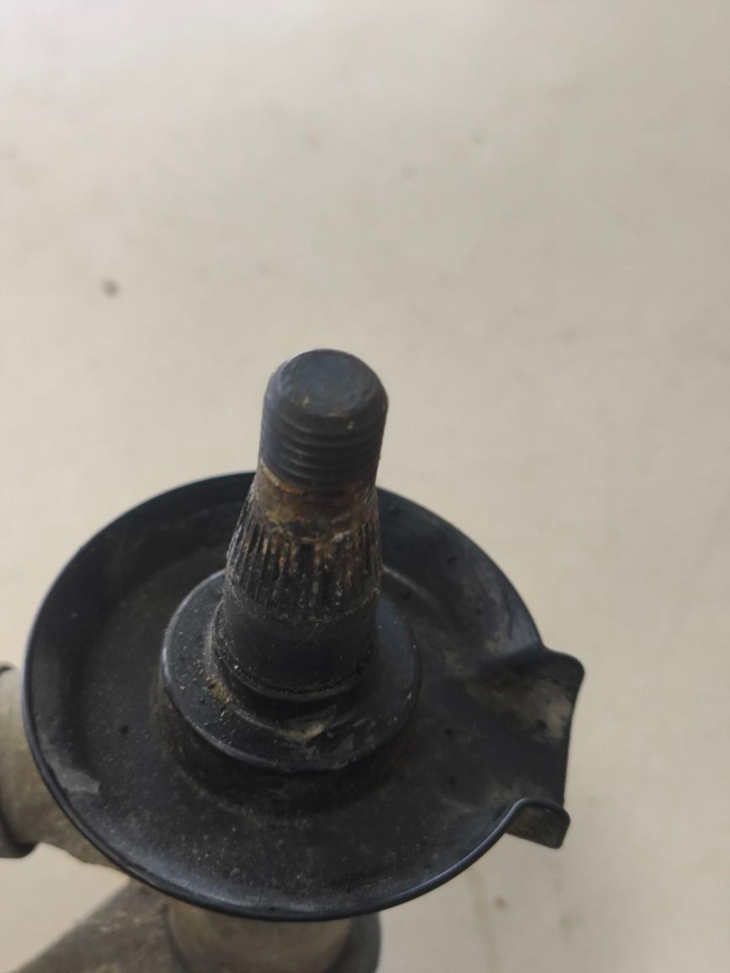 https://ycs.partsauto.market/partsauto-images/thmbs/userImages/a2d258a61cc08549ac0329b7373022c0/part/df9f7b17-0026-4796-bdff-71a47acacfa4_1786538453521.jpg