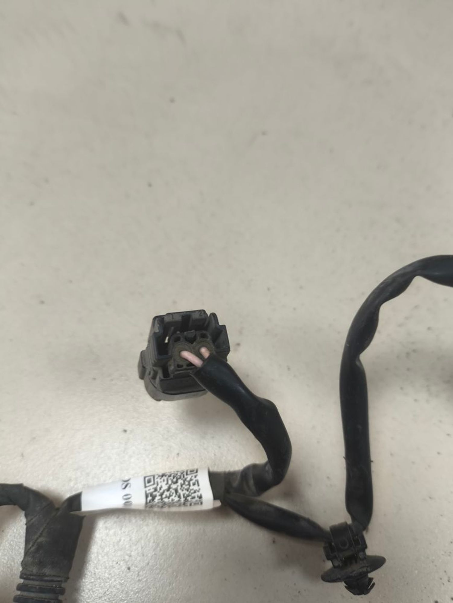 https://ycs.partsauto.market/partsauto-images/thmbs/userImages/a2d258a61cc08549ac0329b7373022c0/part/dfc71c3c-7d49-498a-8e6f-ea636d3301de_1781680146474.jpg
