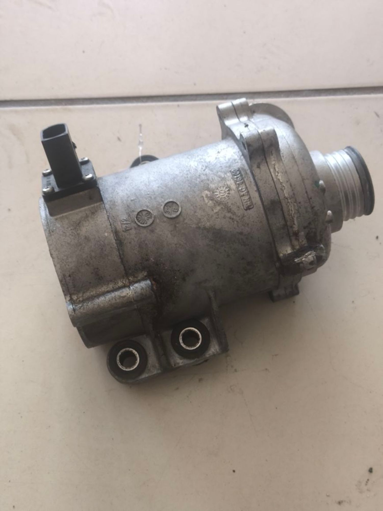 https://ycs.partsauto.market/partsauto-images/thmbs/userImages/a2d258a61cc08549ac0329b7373022c0/part/e00e465e-9382-4704-a5a8-c1df466dd2fe_1786005419178.jpg