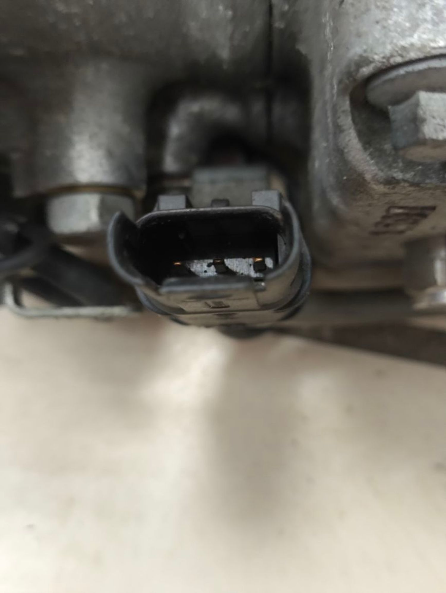 https://ycs.partsauto.market/partsauto-images/thmbs/userImages/a2d258a61cc08549ac0329b7373022c0/part/e12bf104-c45b-45fb-9dd4-35a561046960_1785936656873.jpg