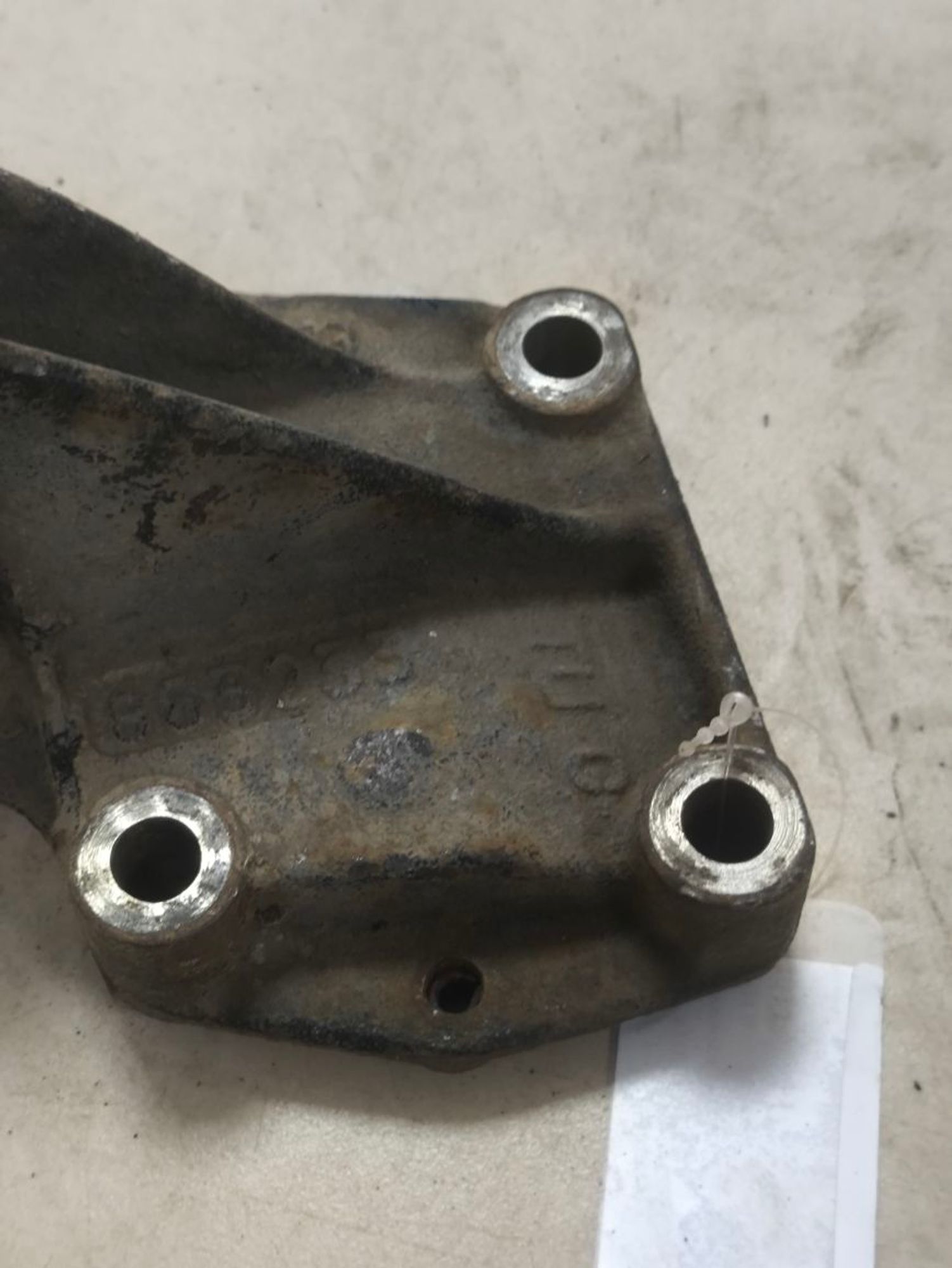 https://ycs.partsauto.market/partsauto-images/thmbs/userImages/a2d258a61cc08549ac0329b7373022c0/part/e2265c0f-75cb-4372-bf6f-c759a14df070_1787149822402.jpg
