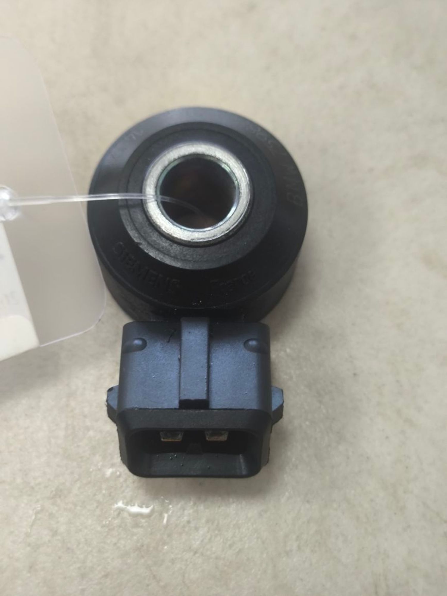 https://ycs.partsauto.market/partsauto-images/thmbs/userImages/a2d258a61cc08549ac0329b7373022c0/part/e2574c85-7ab5-4039-aa83-0fac90bf7281_1786017785483.jpg