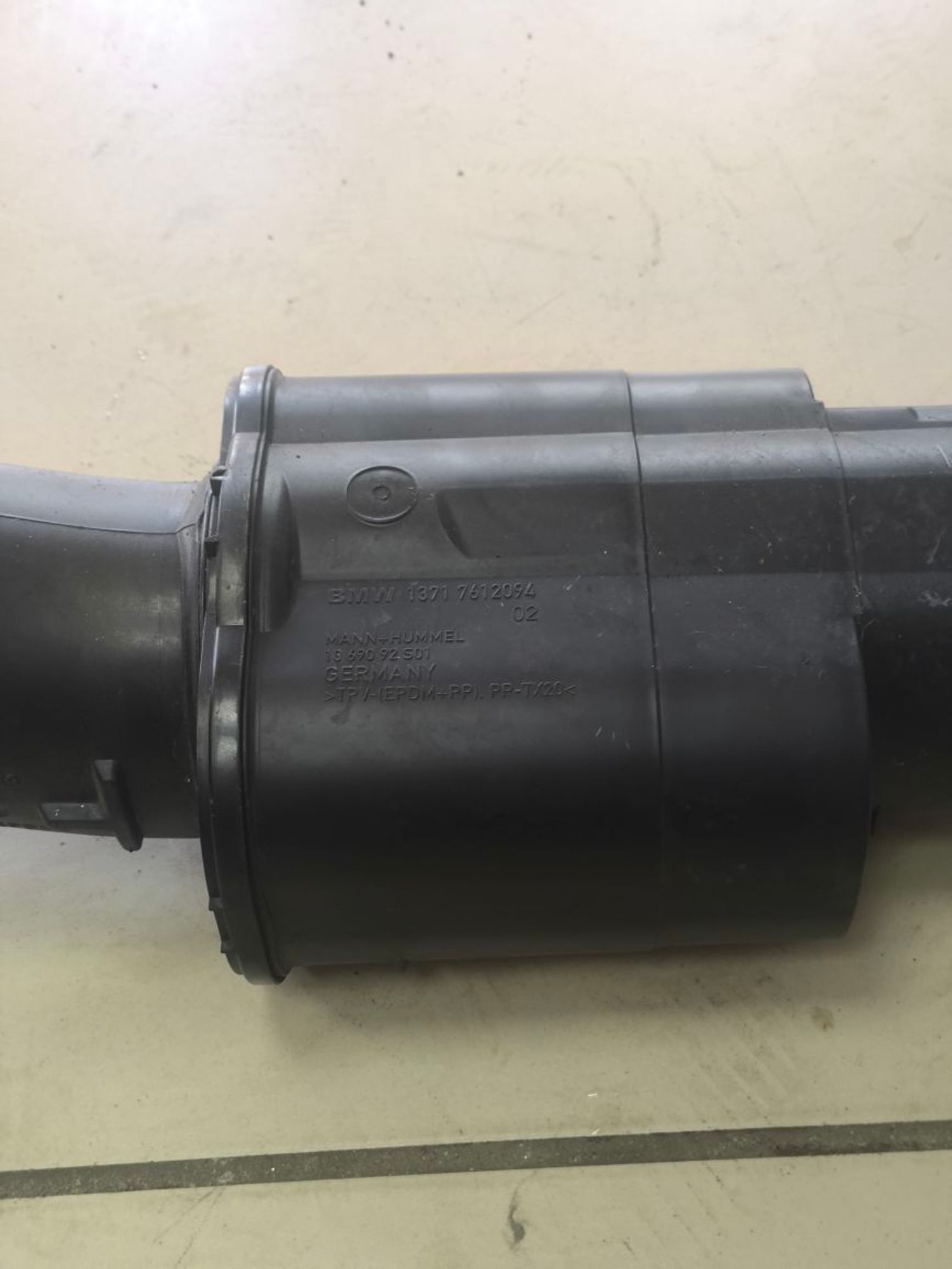 https://ycs.partsauto.market/partsauto-images/thmbs/userImages/a2d258a61cc08549ac0329b7373022c0/part/e3641042-9f40-4279-b0c1-c6b98b9b17c2_1786010896516.jpg