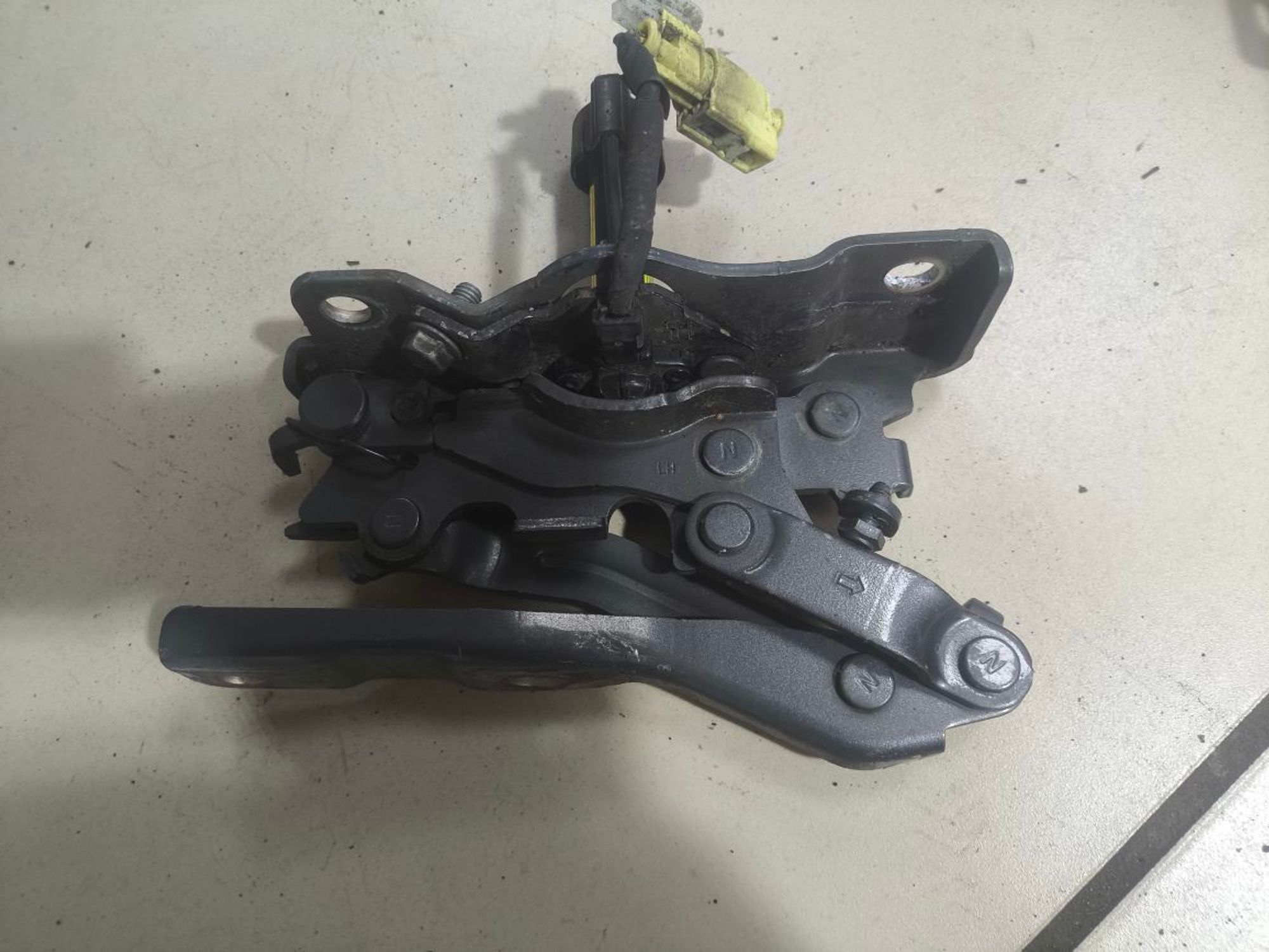 Петли капота Hyundai Tucson III, 10000 рублей, Тамбов