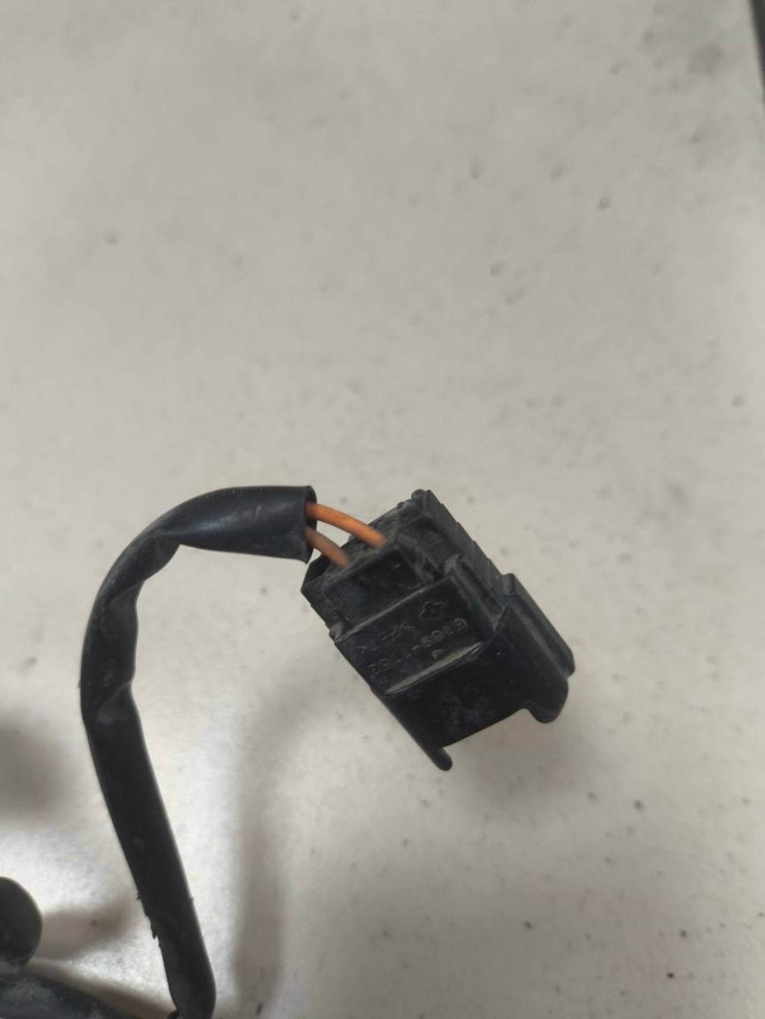 https://ycs.partsauto.market/partsauto-images/thmbs/userImages/a2d258a61cc08549ac0329b7373022c0/part/e4e2f30e-6080-419f-b9f9-b44a0edb127e_1781680145746.jpg