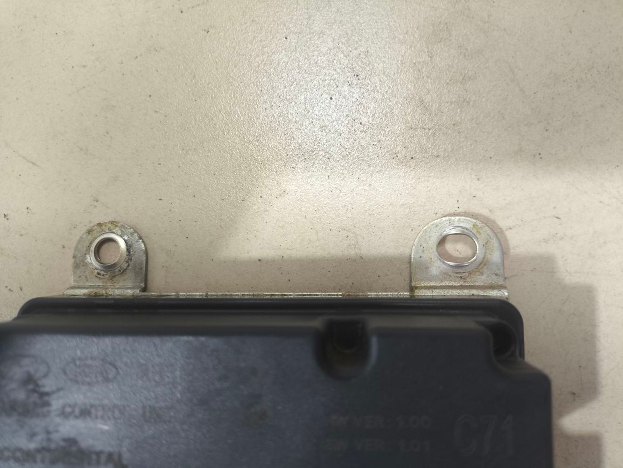 https://ycs.partsauto.market/partsauto-images/thmbs/userImages/a2d258a61cc08549ac0329b7373022c0/part/e728d5ea-8d64-4dd4-9aef-42c63f932845_1781101621802.jpg