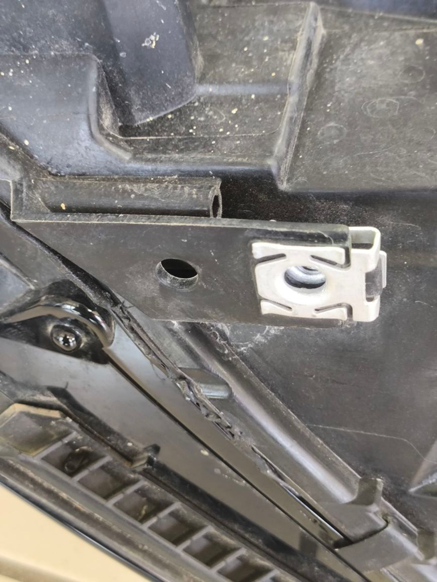 https://ycs.partsauto.market/partsauto-images/thmbs/userImages/a2d258a61cc08549ac0329b7373022c0/part/e7650e64-f02e-4107-ac95-4daabb92b0df_1783411527783.jpg