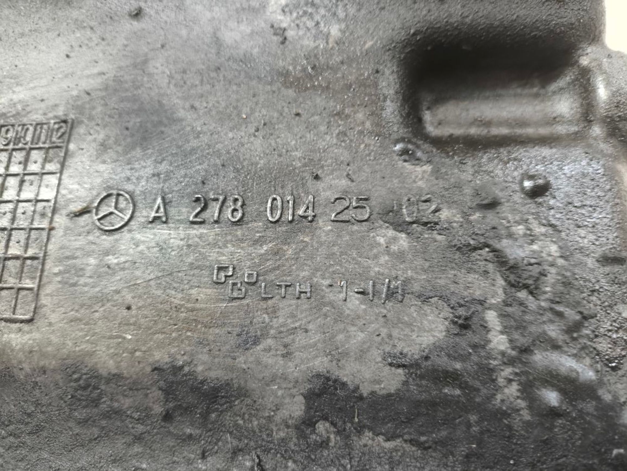 https://ycs.partsauto.market/partsauto-images/thmbs/userImages/a2d258a61cc08549ac0329b7373022c0/part/e7c64460-41e0-48b3-9bad-f5bb5f2ad6f3_1784726082708.jpg