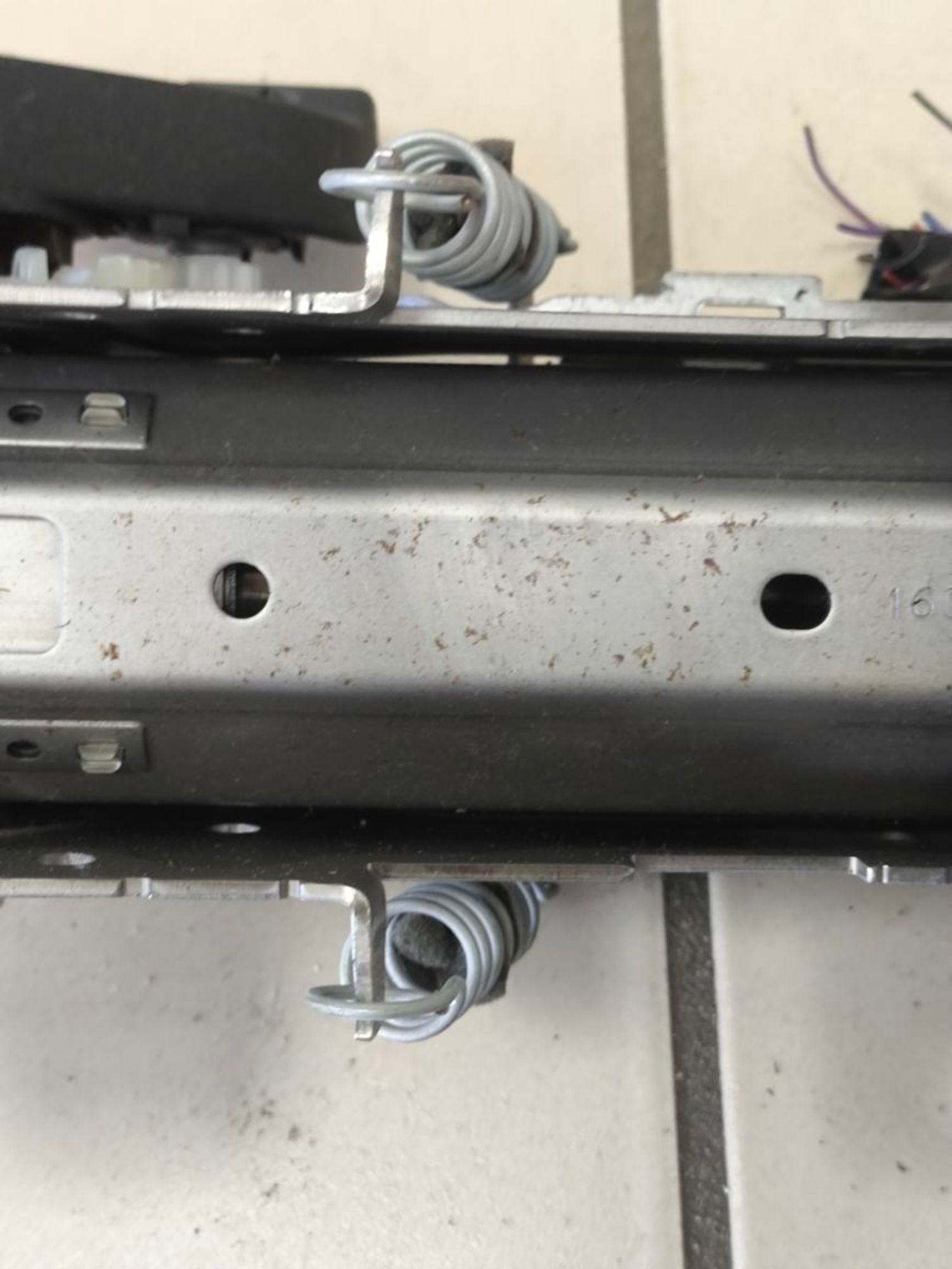 https://ycs.partsauto.market/partsauto-images/thmbs/userImages/a2d258a61cc08549ac0329b7373022c0/part/e7ee01ad-e5c2-4993-a3d5-8b7b2155bfcd_1782479888877.jpg