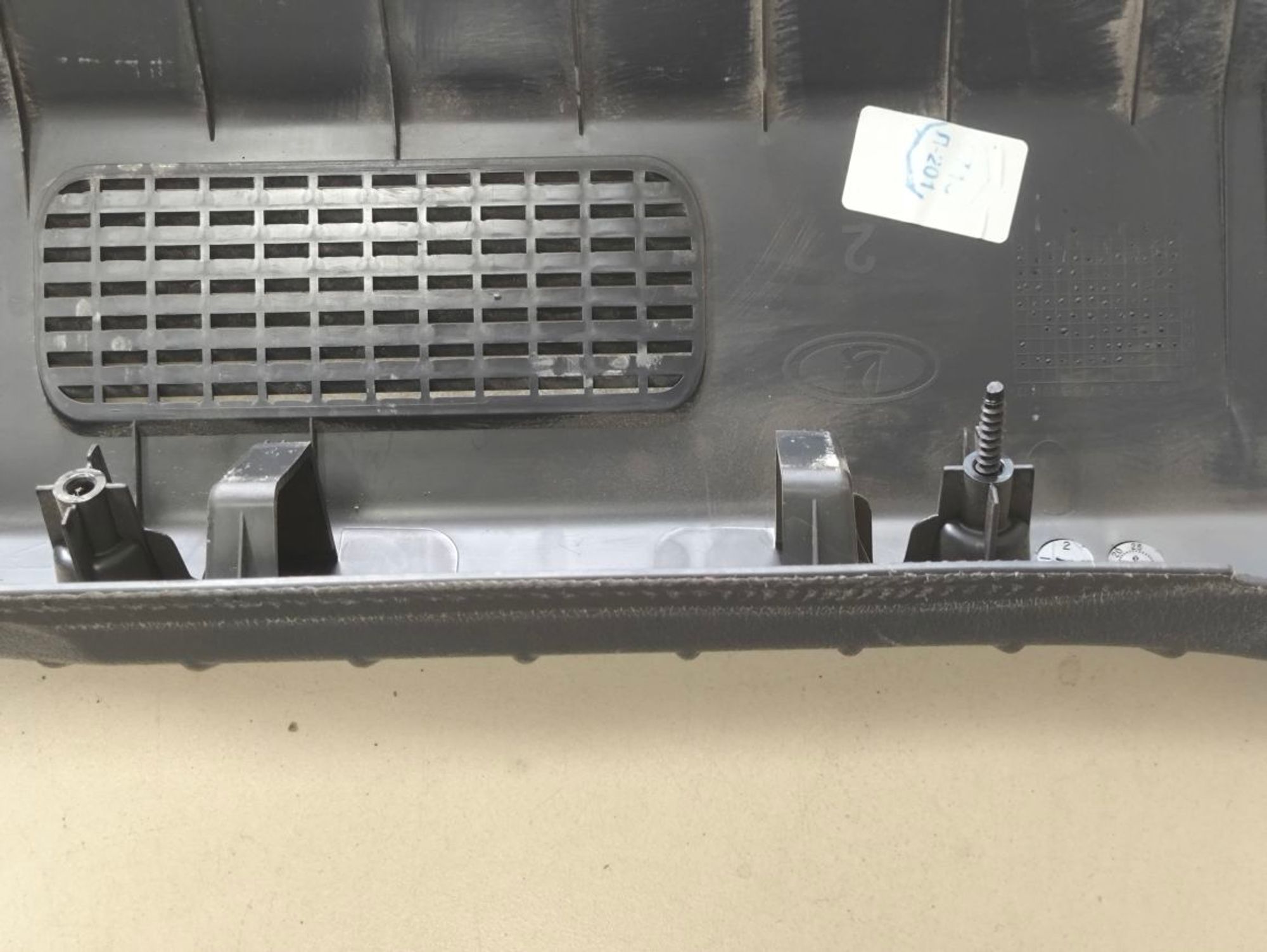 https://ycs.partsauto.market/partsauto-images/thmbs/userImages/a2d258a61cc08549ac0329b7373022c0/part/ebb8cce8-01c6-4113-aaac-5f11972254ef_1784810426316.jpg
