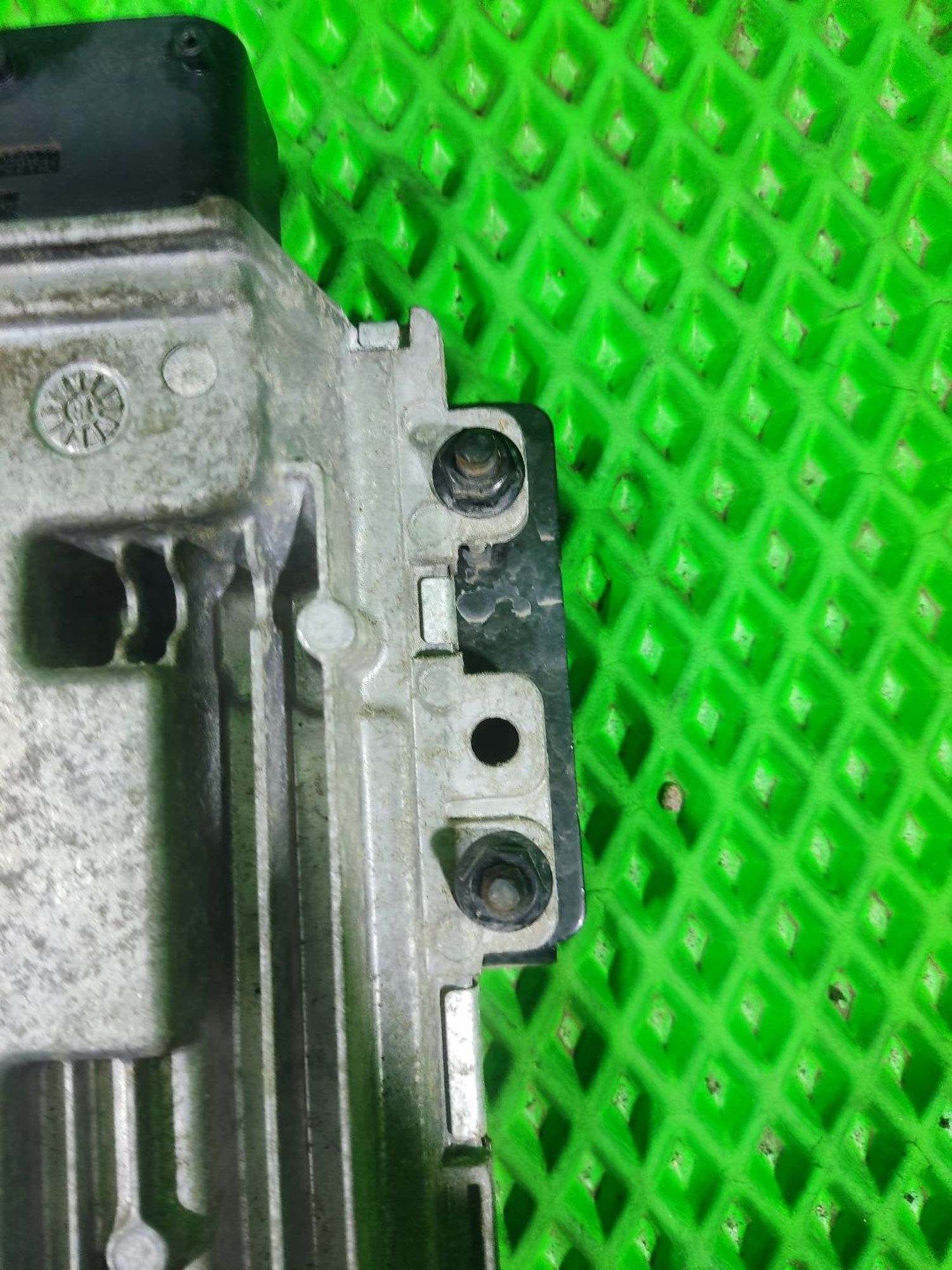 https://ycs.partsauto.market/partsauto-images/thmbs/userImages/a2d258a61cc08549ac0329b7373022c0/part/ec7982ef-113a-4304-9670-4a960a50d9a0_1776147498495.jpg