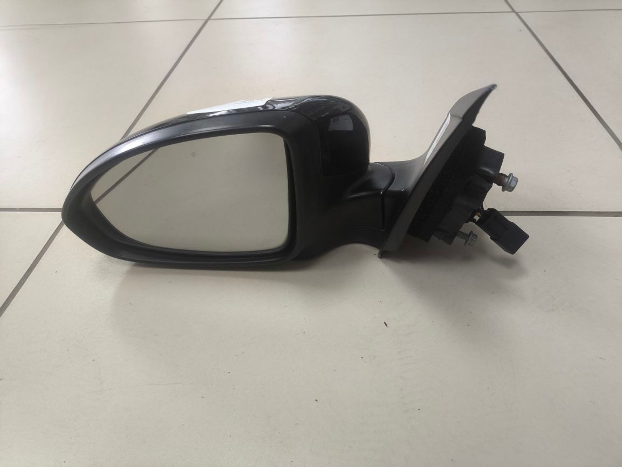 https://ycs.partsauto.market/partsauto-images/thmbs/userImages/a2d258a61cc08549ac0329b7373022c0/part/ec8e7012-aae7-436a-8697-d3266115b1de_1781783062501.jpg