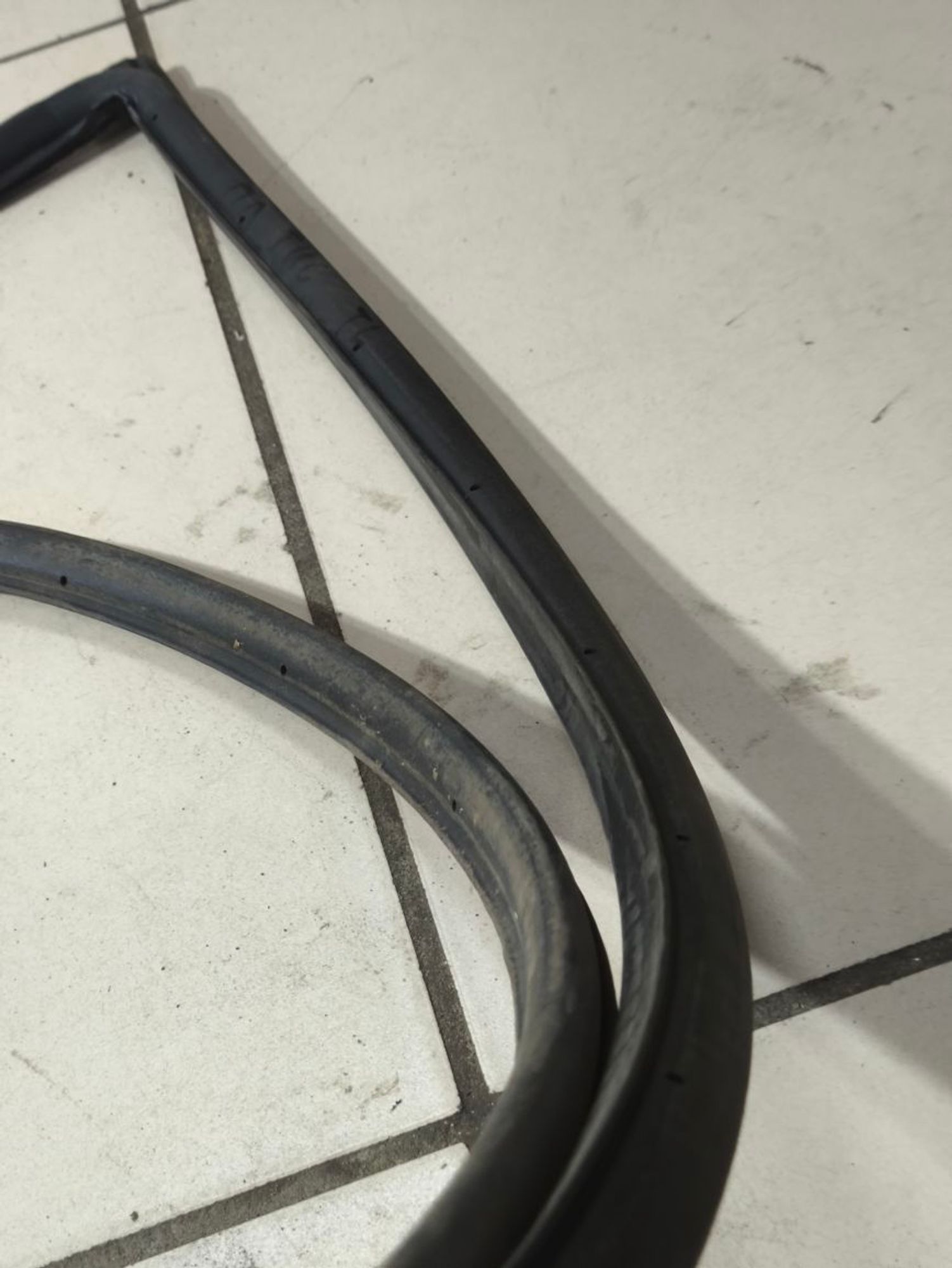 https://ycs.partsauto.market/partsauto-images/thmbs/userImages/a2d258a61cc08549ac0329b7373022c0/part/ed161ec9-6b69-4164-a688-7f6cd19c32c6_1783324130387.jpg