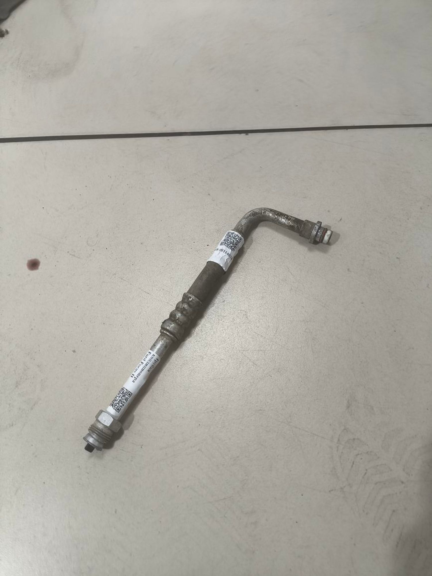 https://ycs.partsauto.market/partsauto-images/thmbs/userImages/a2d258a61cc08549ac0329b7373022c0/part/ede21aaf-a94e-4f4d-8c9e-bfc9fe165d41_1781334144483.jpg
