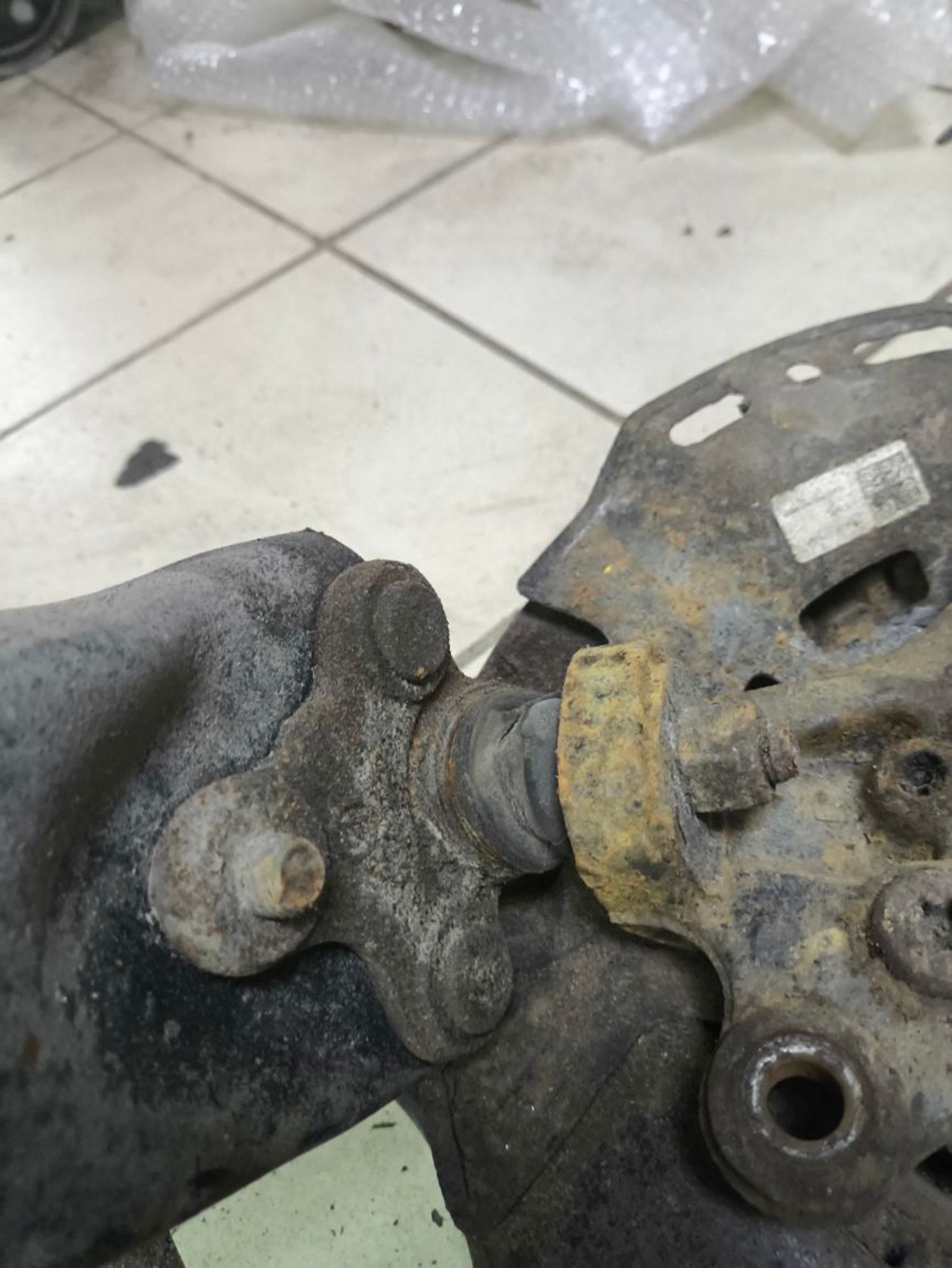 https://ycs.partsauto.market/partsauto-images/thmbs/userImages/a2d258a61cc08549ac0329b7373022c0/part/ef95261d-286e-419c-a0b6-f47c16676faa_1787042711296.jpg