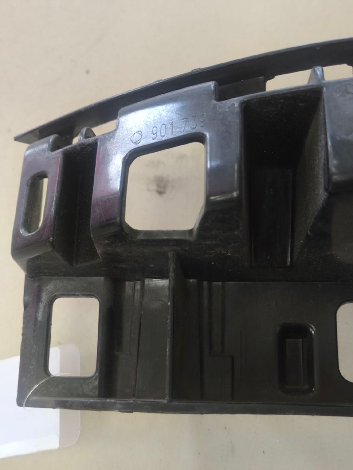 https://ycs.partsauto.market/partsauto-images/thmbs/userImages/a2d258a61cc08549ac0329b7373022c0/part/f0010f7c-4be9-443e-a116-b5d32b0085ba_1787133319813.jpg