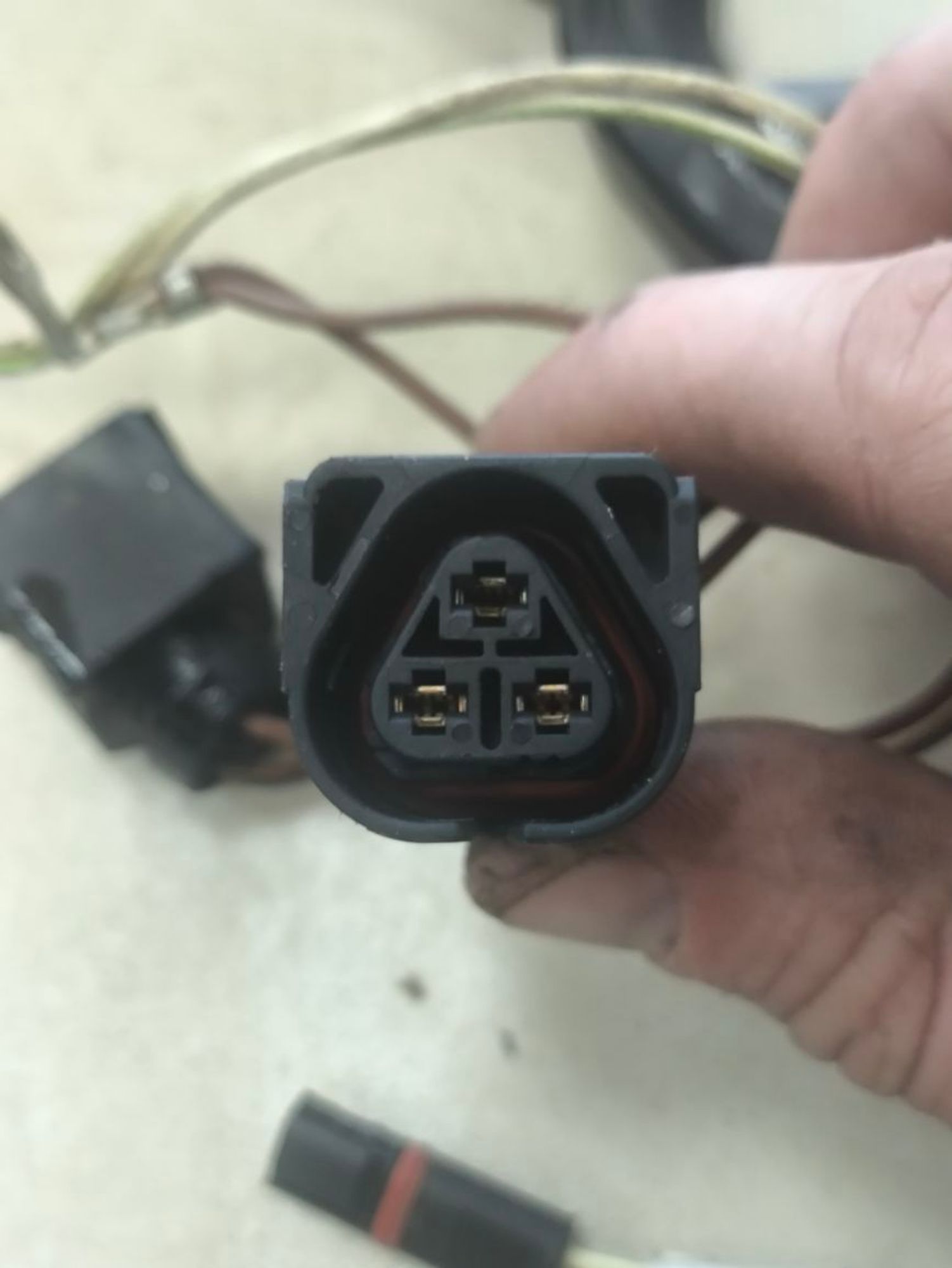 https://ycs.partsauto.market/partsauto-images/thmbs/userImages/a2d258a61cc08549ac0329b7373022c0/part/f08ef249-8d2c-4615-a881-7fdc1825b1a1_1786023020447.jpg