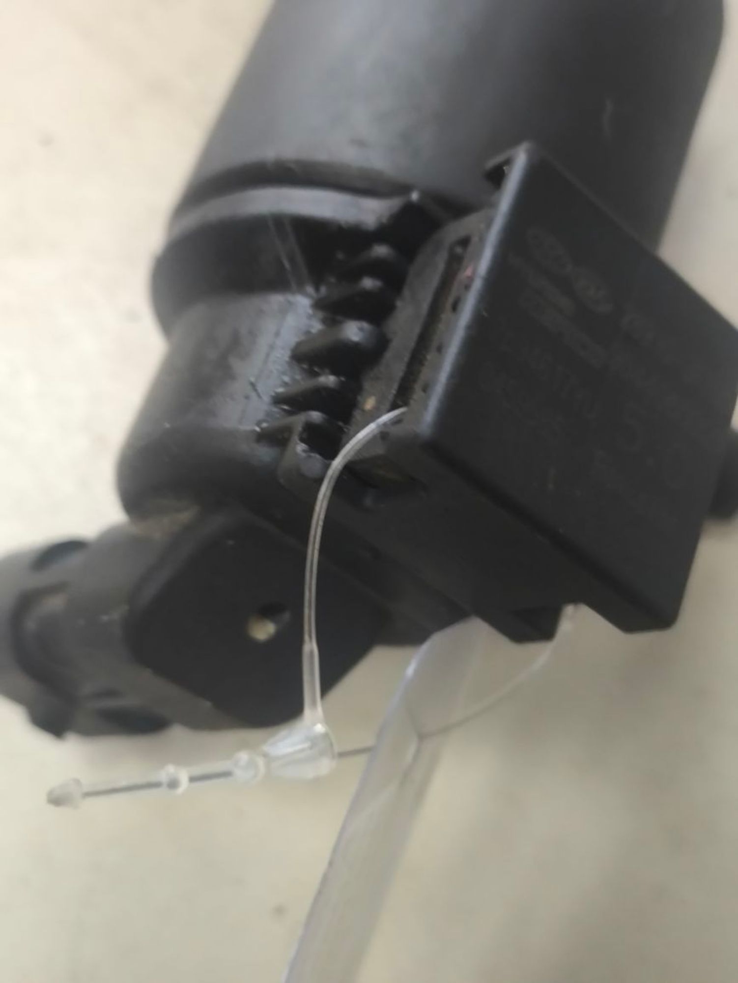 https://ycs.partsauto.market/partsauto-images/thmbs/userImages/a2d258a61cc08549ac0329b7373022c0/part/f0c2d91a-4ddd-4ebe-b215-9f0b8275fa01_1786102603904.jpg