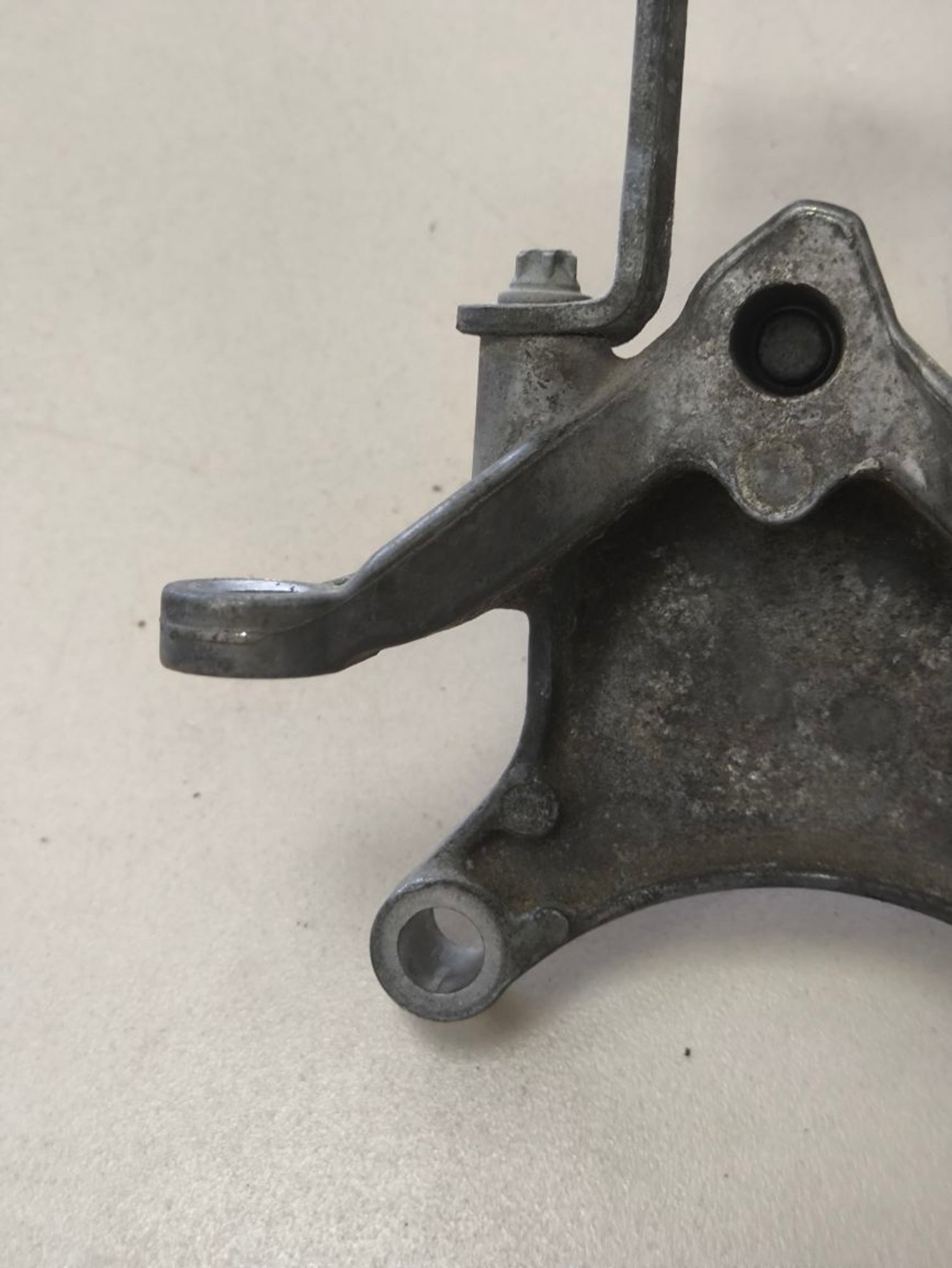 https://ycs.partsauto.market/partsauto-images/thmbs/userImages/a2d258a61cc08549ac0329b7373022c0/part/f392fa1e-7094-4f61-995a-58217a60c1a7_1784728004966.jpg
