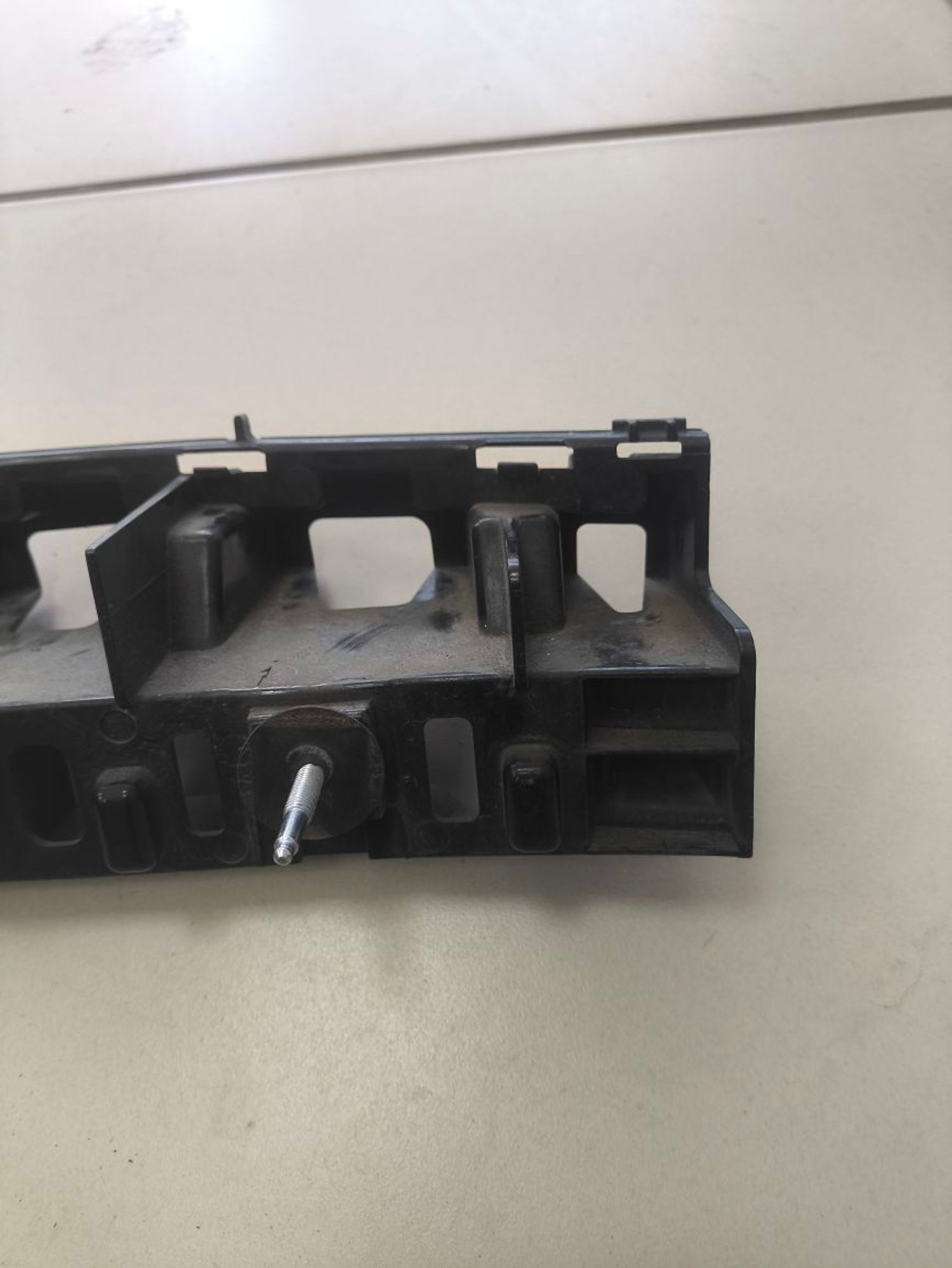 https://ycs.partsauto.market/partsauto-images/thmbs/userImages/a2d258a61cc08549ac0329b7373022c0/part/f40b9062-172f-4141-89b9-b9e3991424a5_1786774889327.jpg