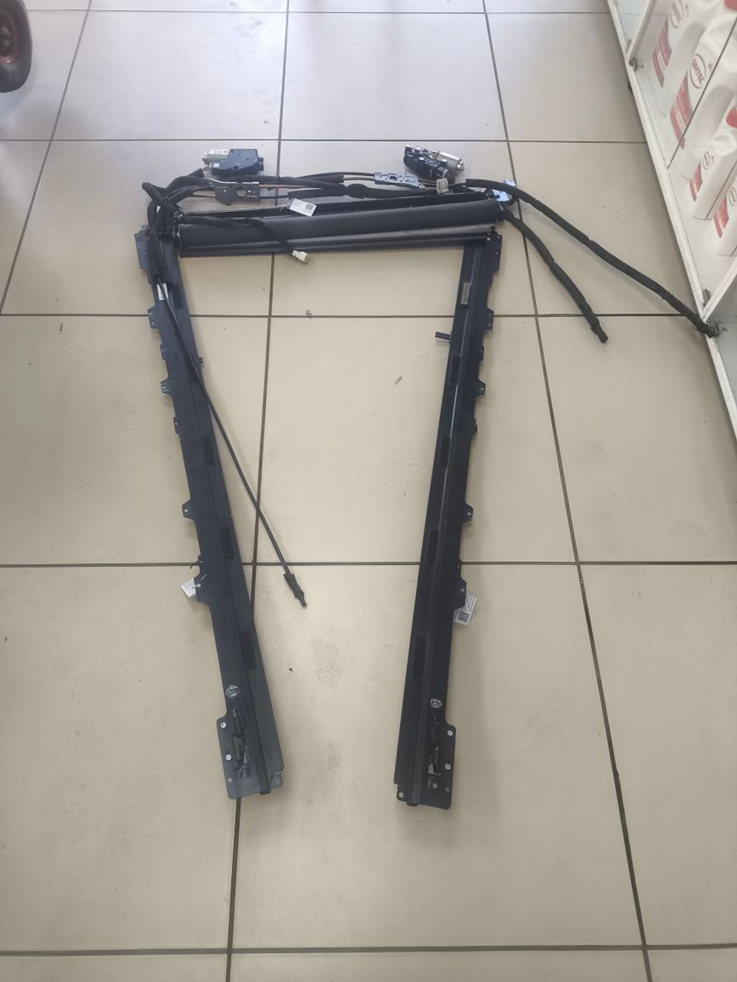 https://ycs.partsauto.market/partsauto-images/thmbs/userImages/a2d258a61cc08549ac0329b7373022c0/part/f428503d-34b6-4e67-b4bb-555a780b68e4_1786445865014.jpg