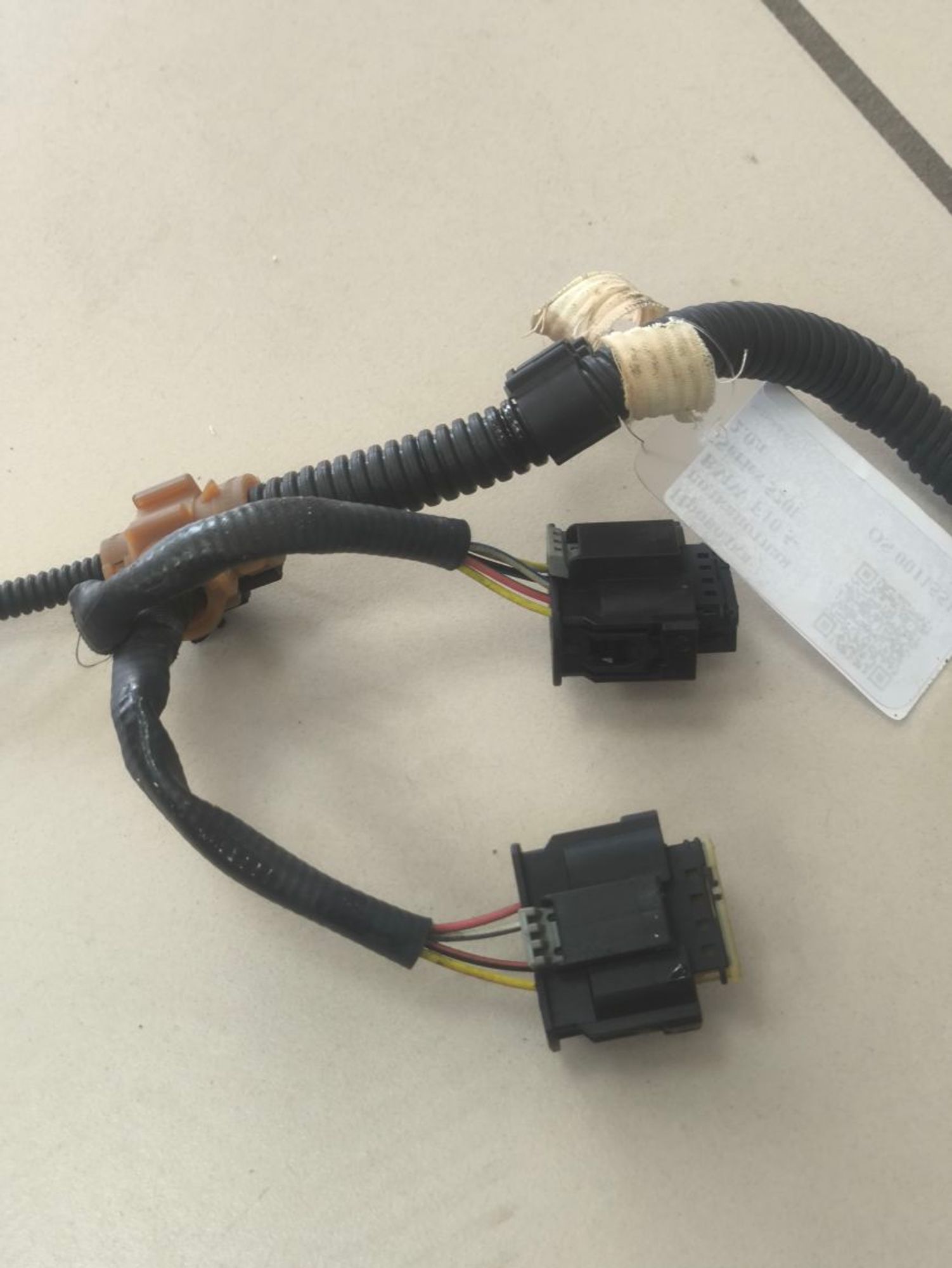 https://ycs.partsauto.market/partsauto-images/thmbs/userImages/a2d258a61cc08549ac0329b7373022c0/part/f4ea7da4-7b34-4ed0-9576-4974cc61e104_1786084226811.jpg
