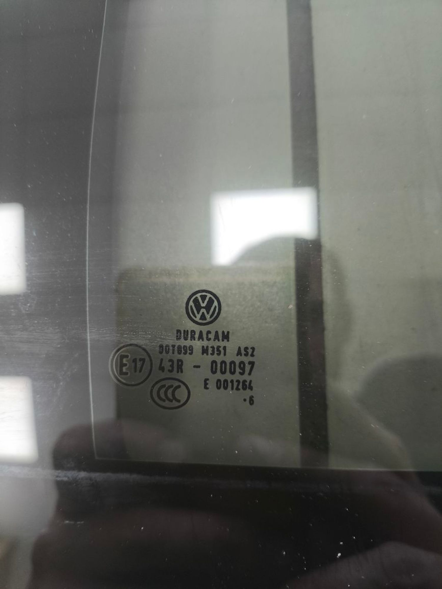 Форточка задней правой двери Volkswagen Tiguan II, 2900 рублей, Тамбов