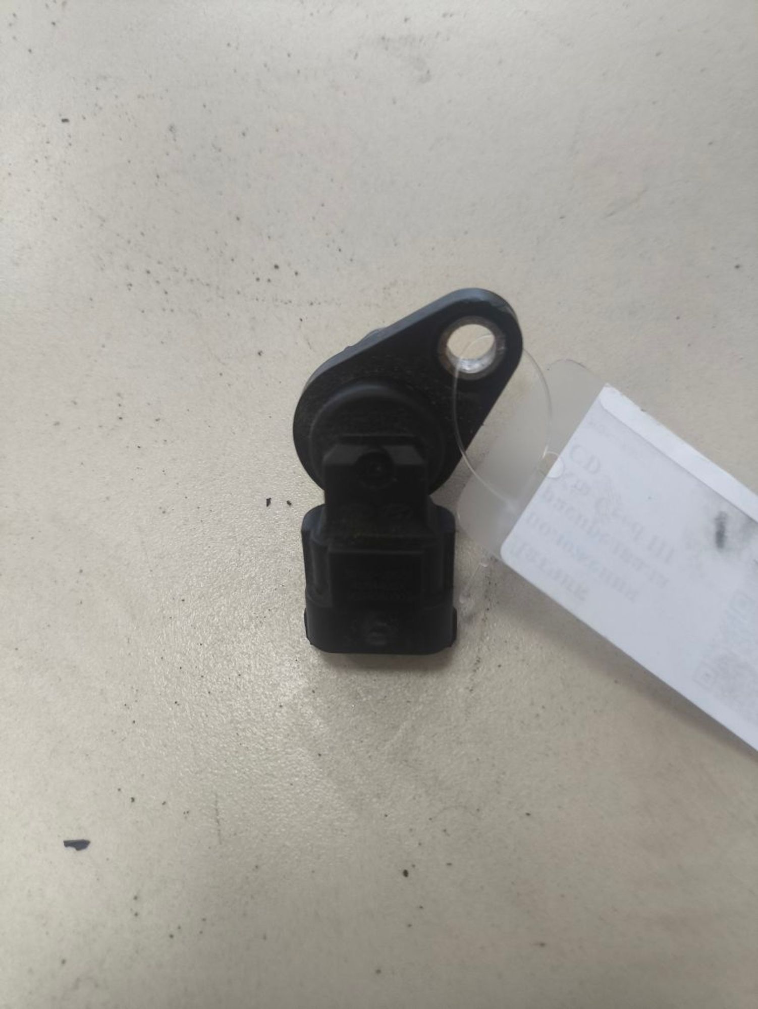https://ycs.partsauto.market/partsauto-images/thmbs/userImages/a2d258a61cc08549ac0329b7373022c0/part/f85b581d-5d9f-4310-bcd2-870d39a809af_1786097233102.jpg
