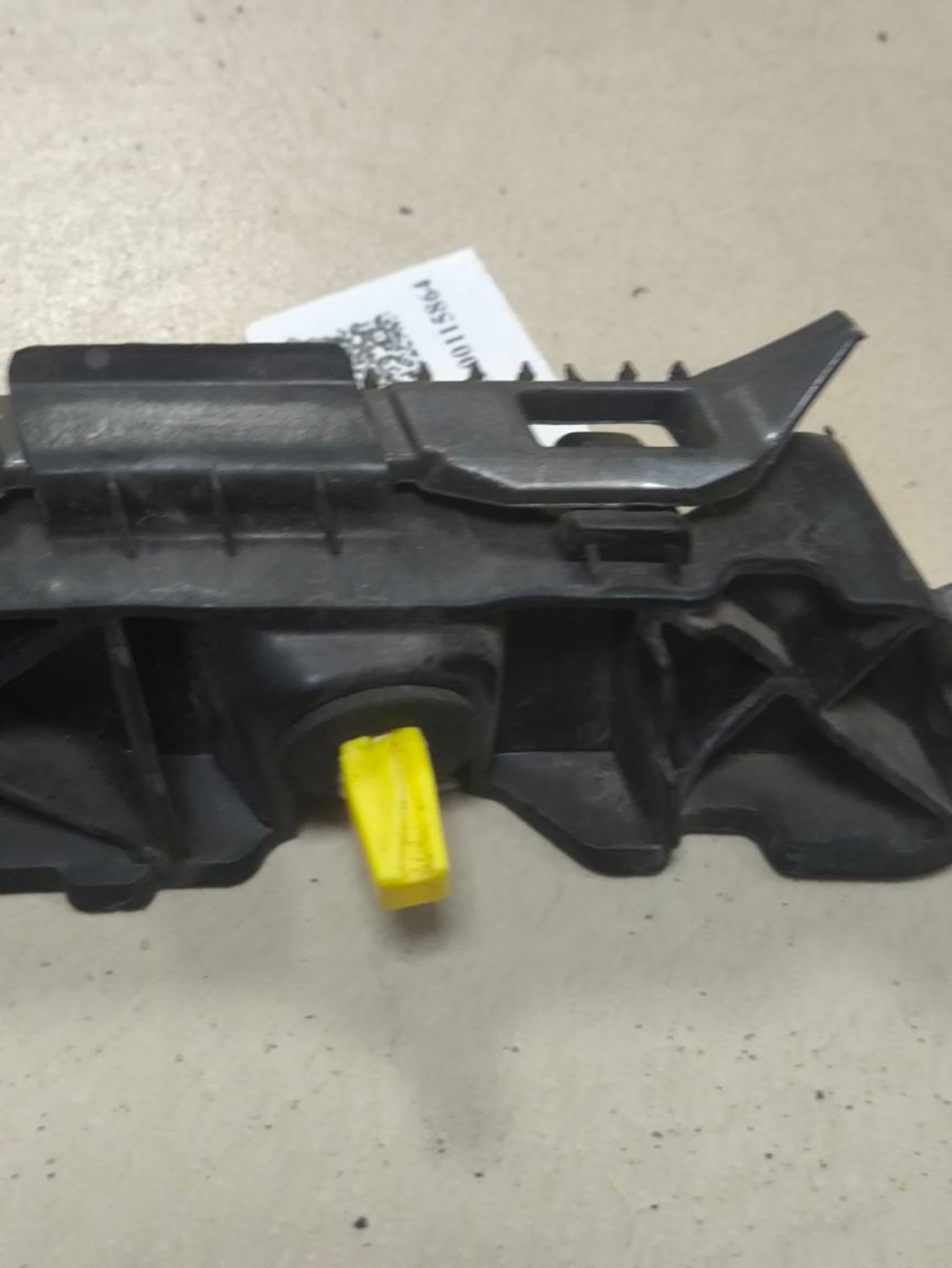 https://ycs.partsauto.market/partsauto-images/thmbs/userImages/a2d258a61cc08549ac0329b7373022c0/part/f929778b-3f73-48c6-b95d-70c131e14329_1787228123503.jpg