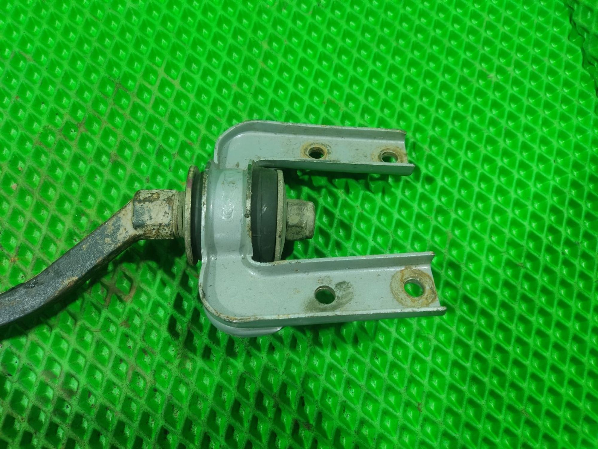 Рычаг подвески правый Lada Granta Liftback, 800 рублей, Тамбов