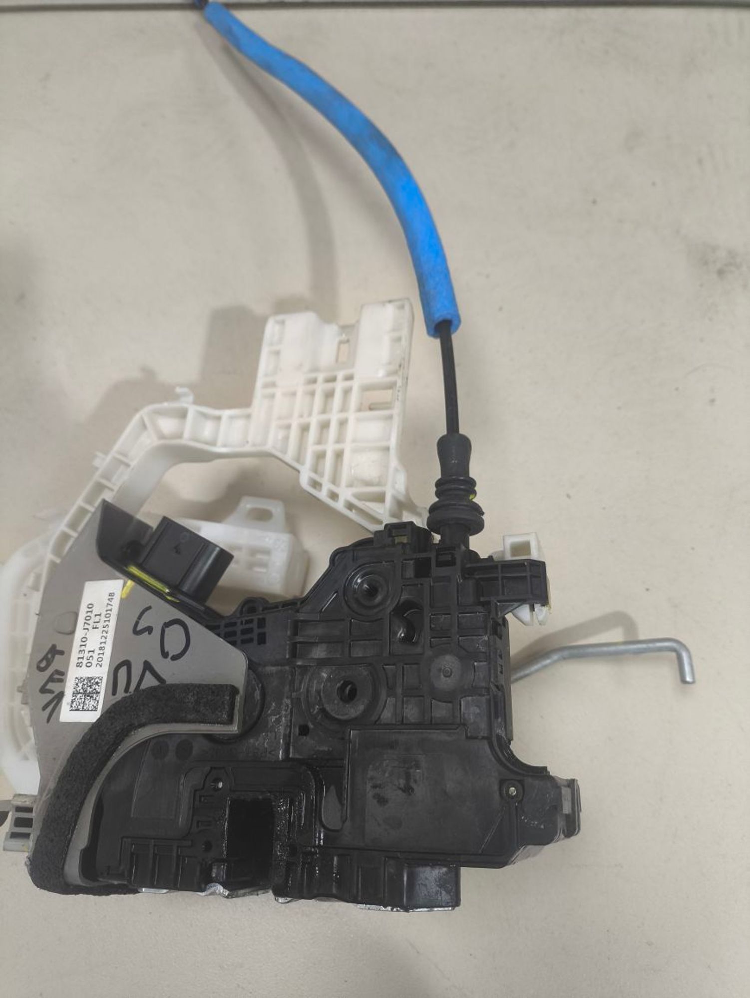 https://ycs.partsauto.market/partsauto-images/thmbs/userImages/a2d258a61cc08549ac0329b7373022c0/part/f9d92050-ec92-4126-b6b4-657b389475a0_1781087929207.jpg