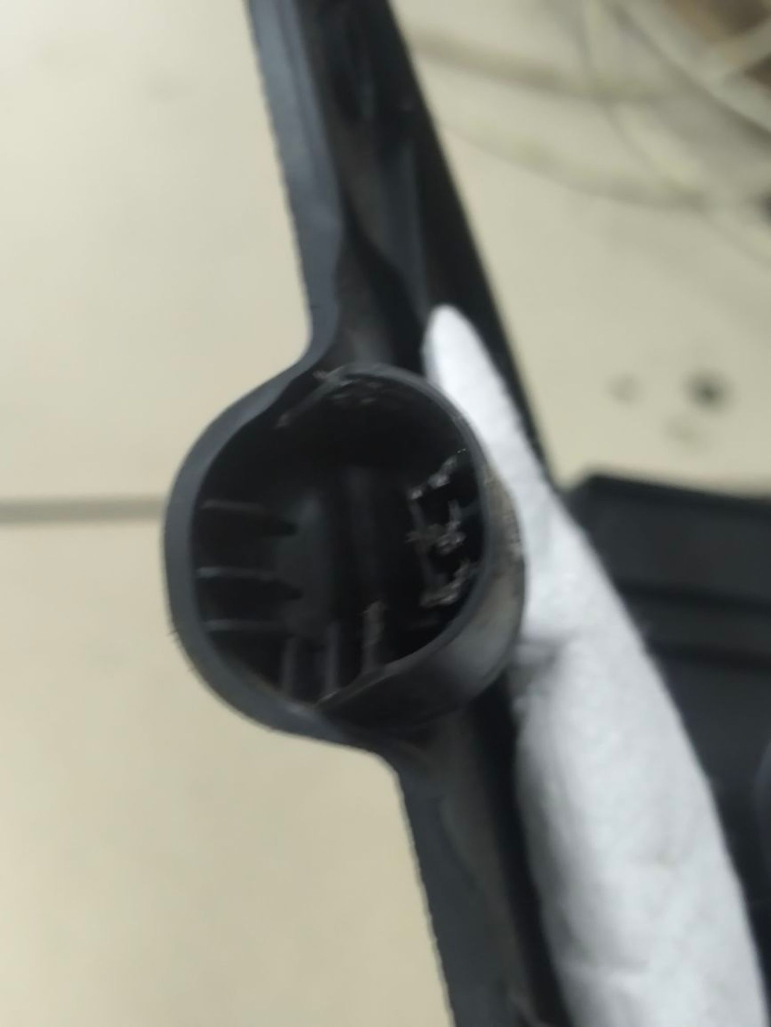https://ycs.partsauto.market/partsauto-images/thmbs/userImages/a2d258a61cc08549ac0329b7373022c0/part/f9db2de0-3957-495c-b74e-672c871c68c3_1781951316256.jpg
