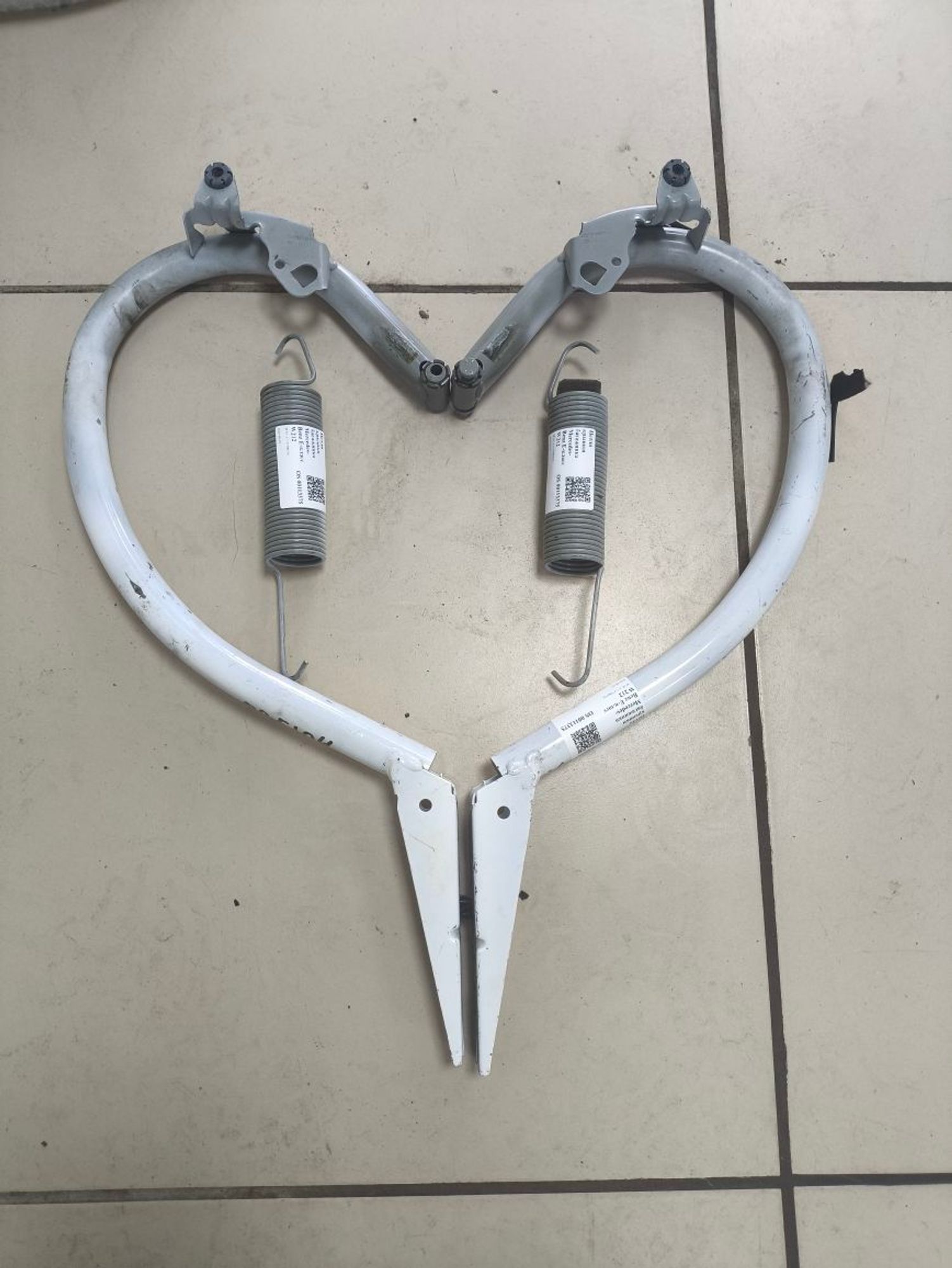 Петля крышки багажника Mercedes-Benz E-класс W212, 2300 рублей, Тамбов