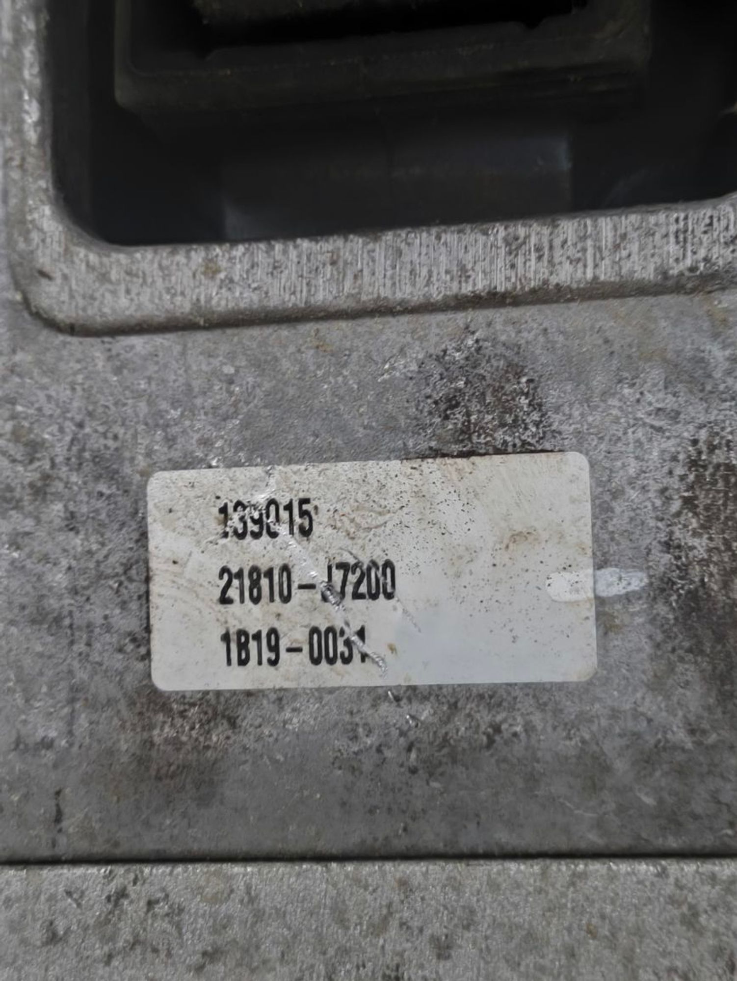 https://ycs.partsauto.market/partsauto-images/thmbs/userImages/a2d258a61cc08549ac0329b7373022c0/part/fb00744e-2c21-46e3-b2bf-e3a0c5a1447f_1787211081254.jpg
