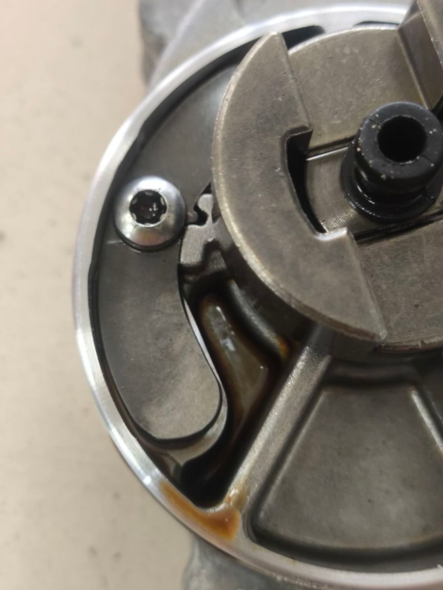 https://ycs.partsauto.market/partsauto-images/thmbs/userImages/a2d258a61cc08549ac0329b7373022c0/part/fc8fbac2-23ca-40e1-a35a-6bdae37fa955_1785938019439.jpg