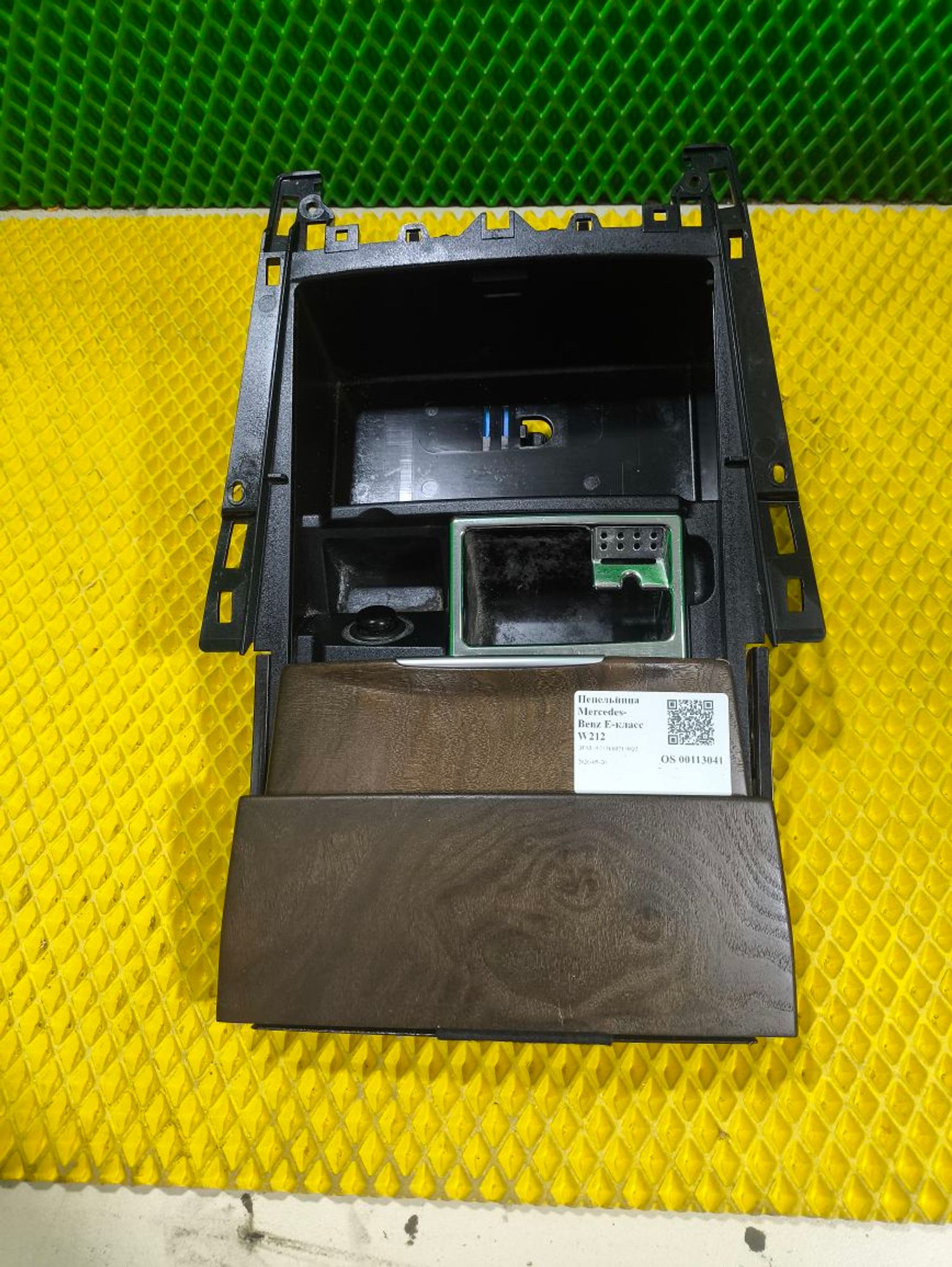 Пепельница Mercedes-Benz E-класс W212, 7500 рублей, Тамбов