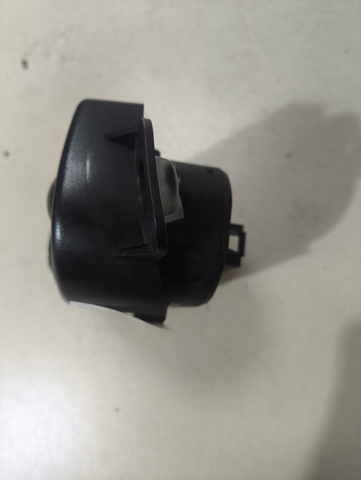 https://ycs.partsauto.market/partsauto-images/thmbs/userImages/a2d258a61cc08549ac0329b7373022c0/part/fede93b3-71e8-4884-a1e0-8a3660d9180f_1781956526482.jpg