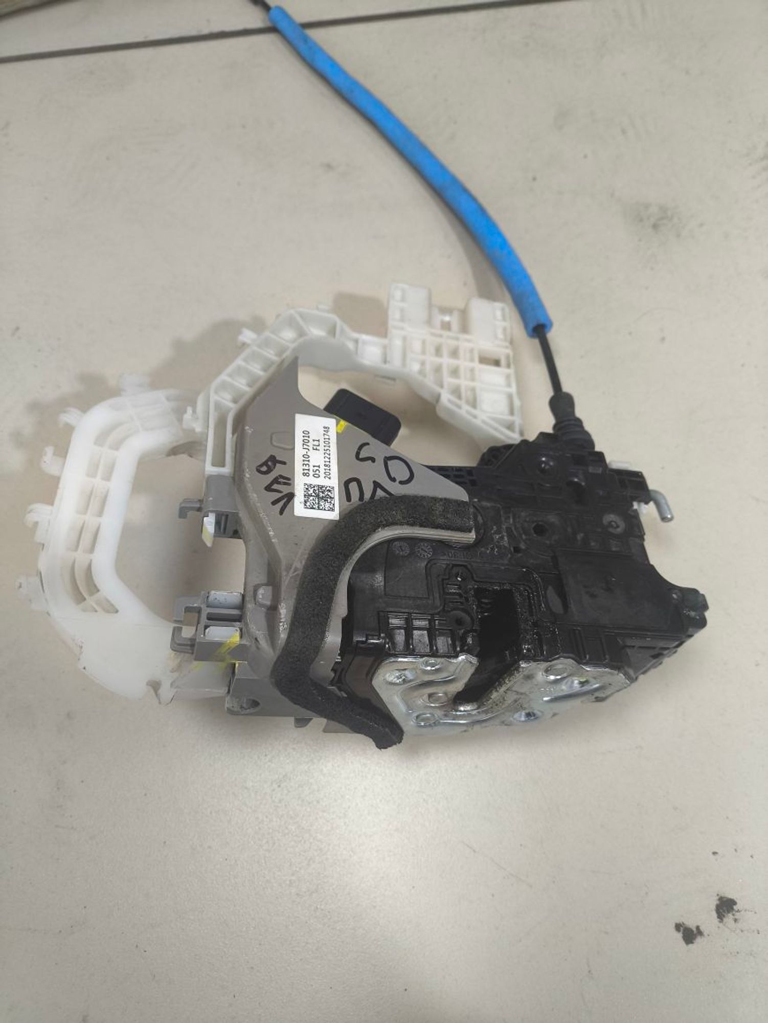 https://ycs.partsauto.market/partsauto-images/thmbs/userImages/a2d258a61cc08549ac0329b7373022c0/part/ff2a0dd9-8eda-4c12-99b6-71f4aba260f7_1781087925849.jpg