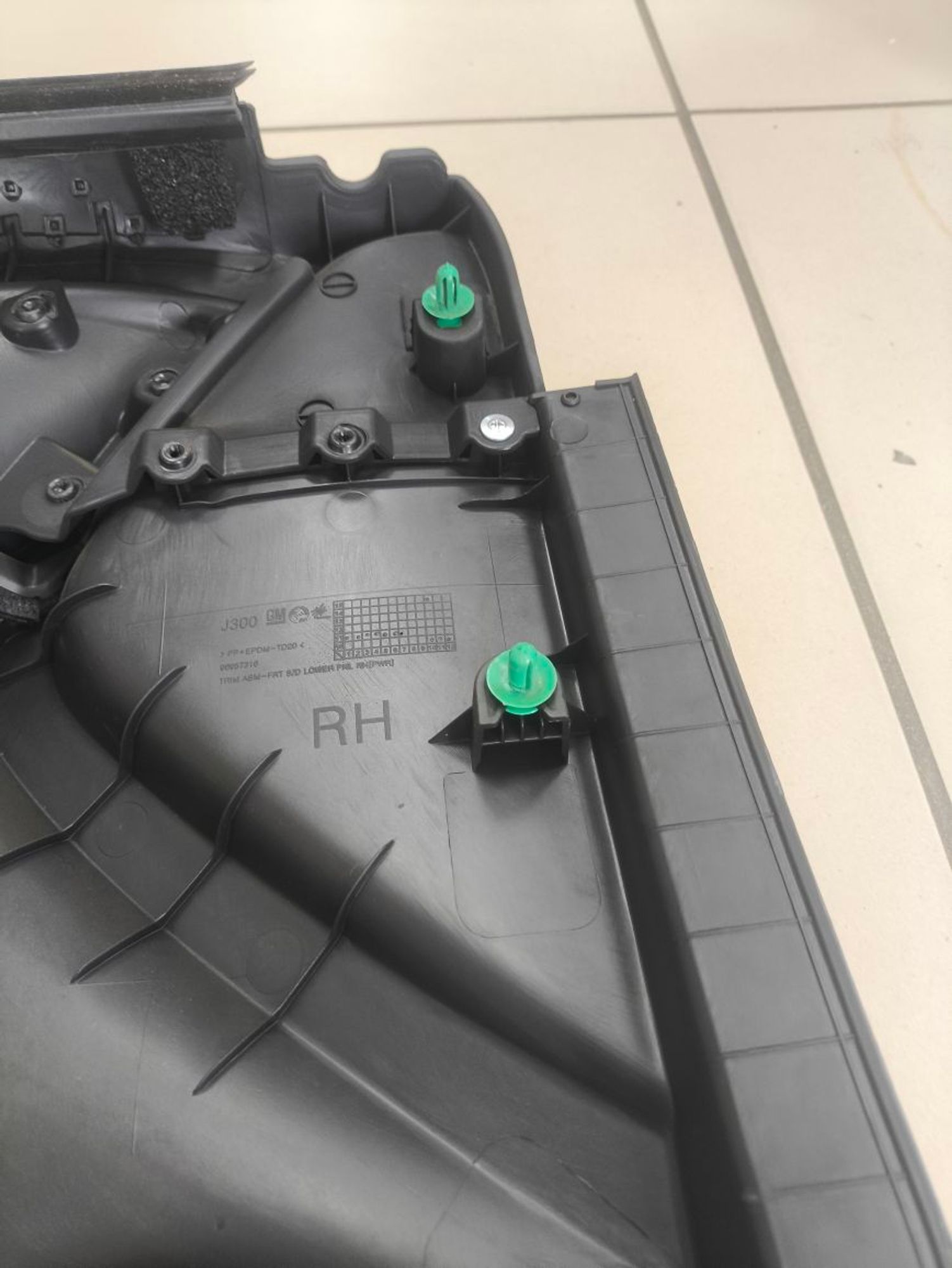 https://ycs.partsauto.market/partsauto-images/thmbs/userImages/a2d258a61cc08549ac0329b7373022c0/part/ffad89f7-de9c-4858-a2b2-4a313cd54b3f_1781871488839.jpg