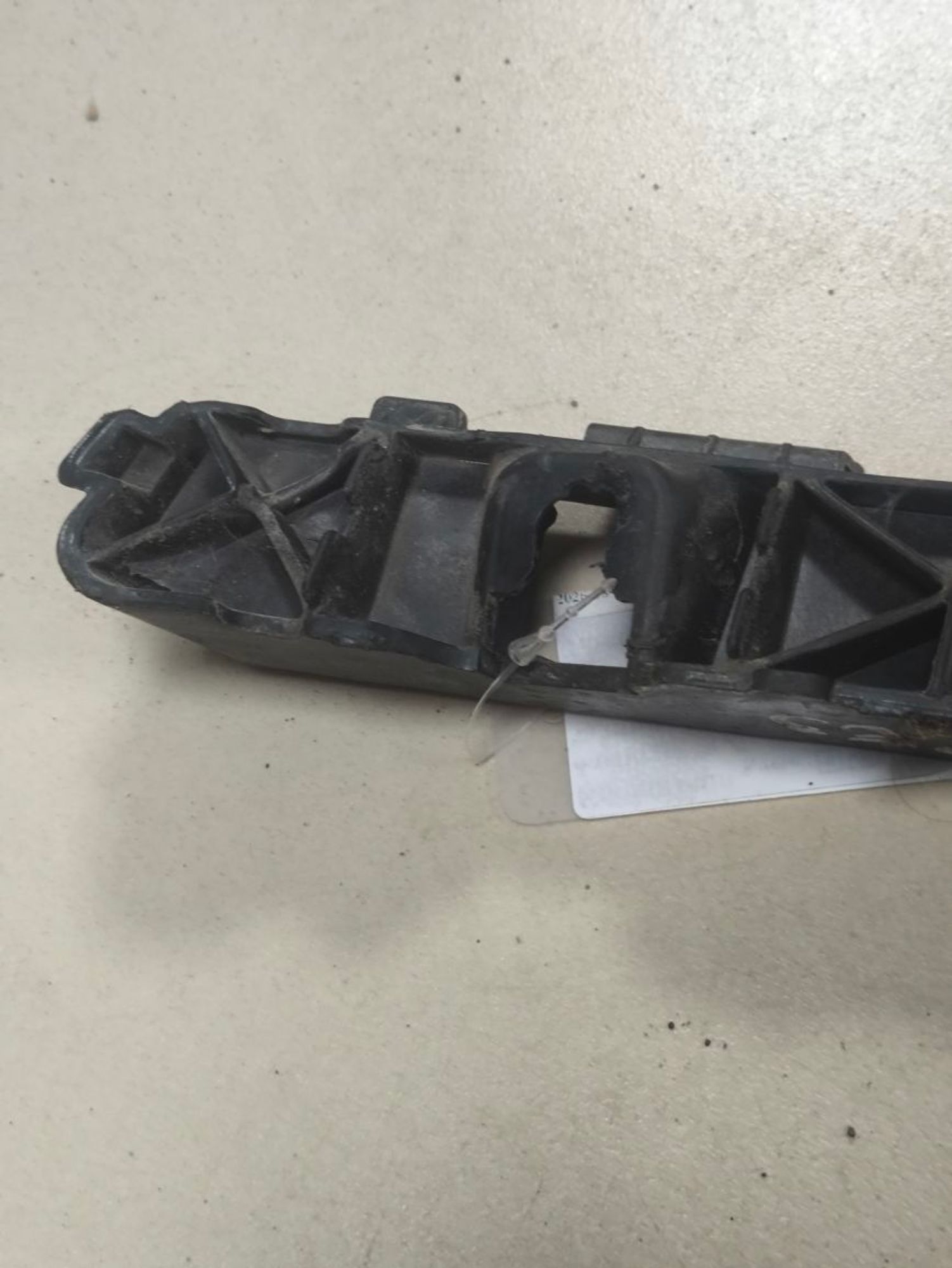 https://ycs.partsauto.market/partsauto-images/thmbs/userImages/a2d258a61cc08549ac0329b7373022c0/part/fff7ddda-0741-4568-b688-64a8a1268120_1787229486930.jpg