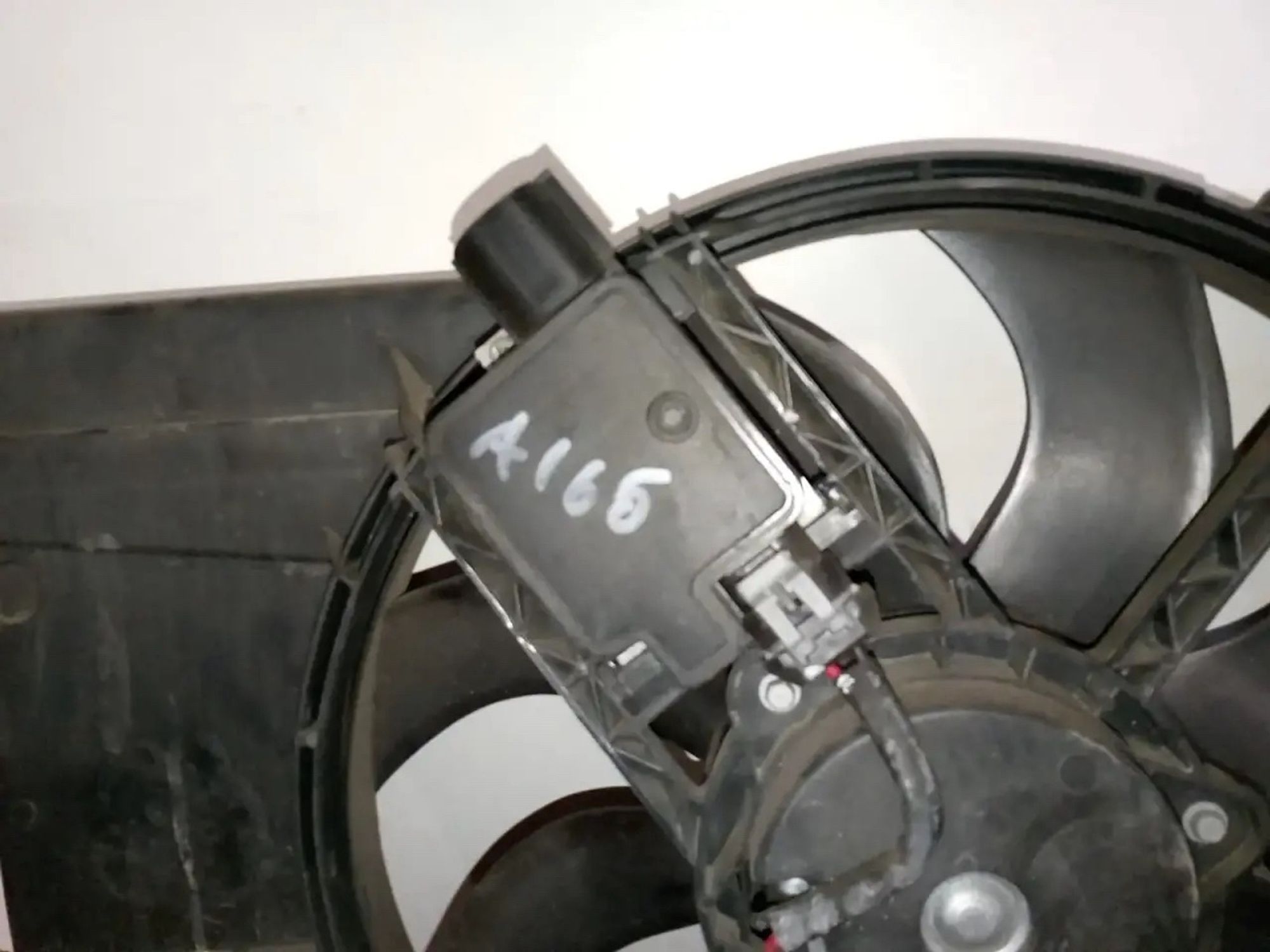 https://ycs.partsauto.market/partsauto-images/thmbs/userImages/a486c87f8955b6e25f9185efee619899/part/0026f800-620b-4f36-8871-e4bab390d2a1_1778609036259.jpg