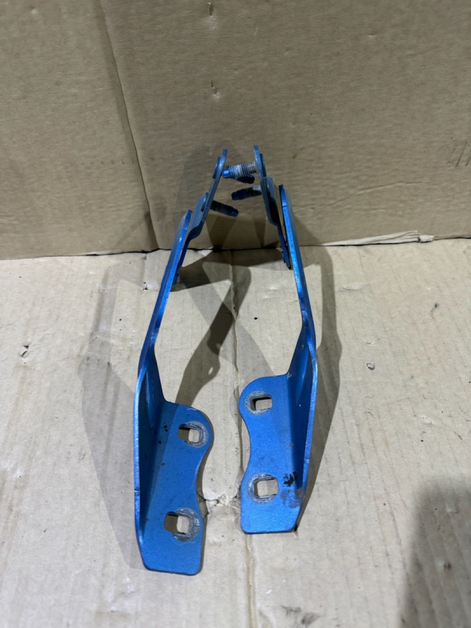 https://ycs.partsauto.market/partsauto-images/thmbs/userImages/a486c87f8955b6e25f9185efee619899/part/00a78a35-c2bf-4828-b428-f380099382e9_1782462388586.jpg